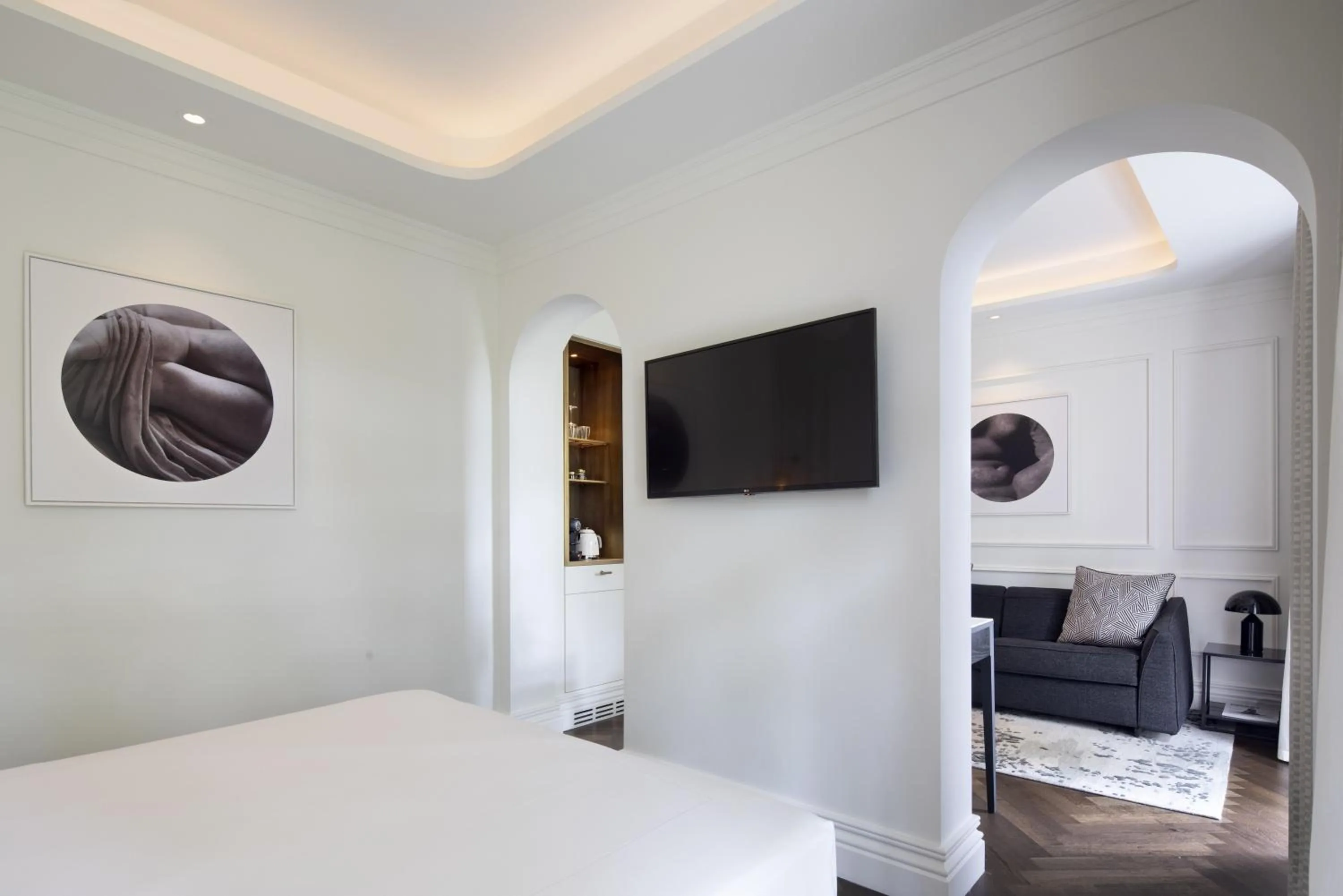 Bed in InterContinental Rome Ambasciatori Palace by IHG