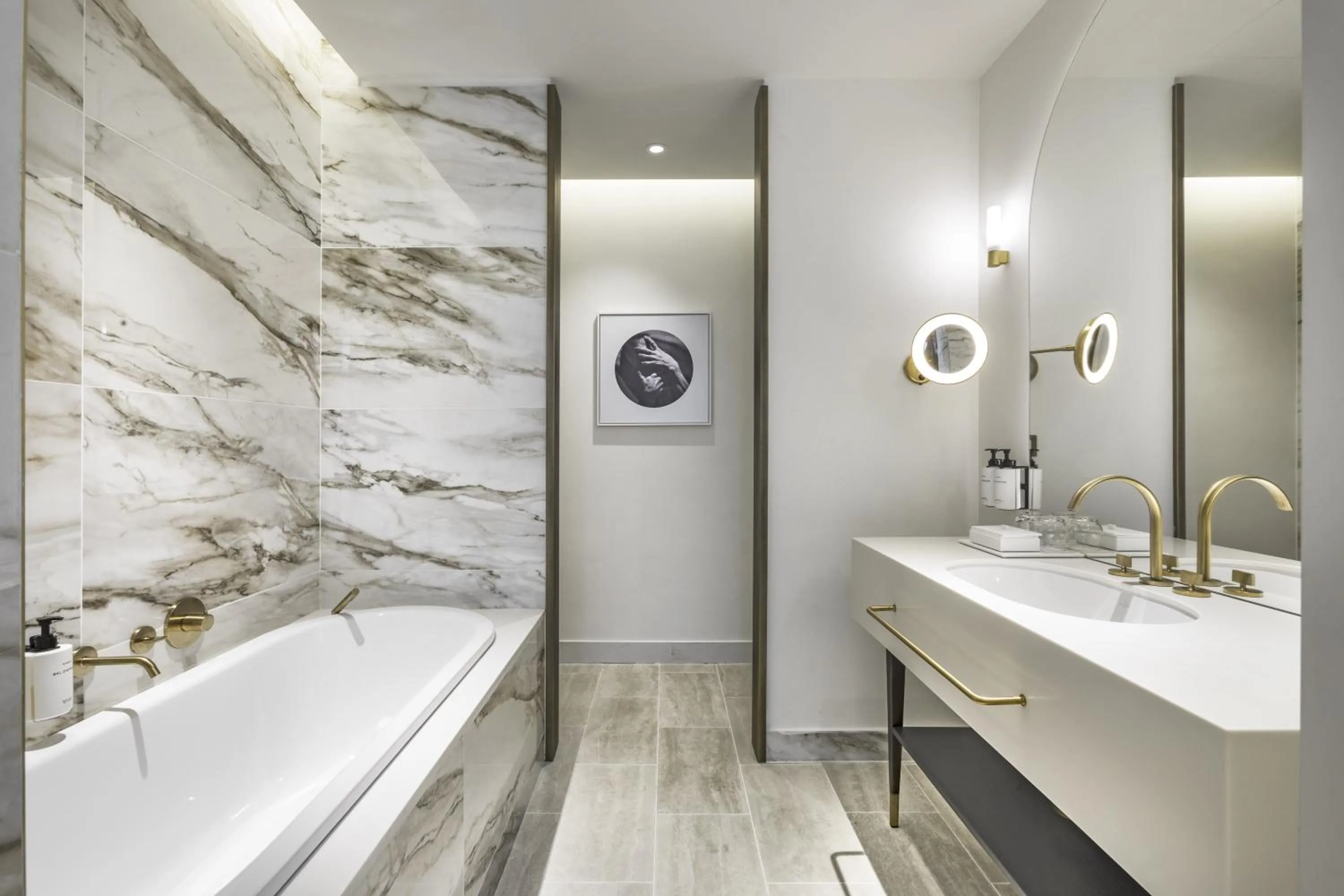 InterContinental Rome Ambasciatori Palace by IHG