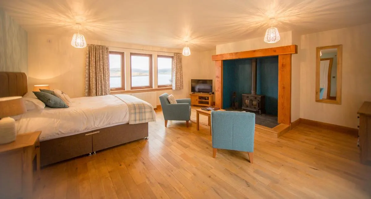 Bed in Redwood House