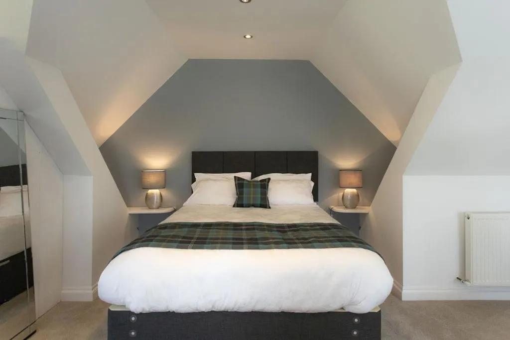 Bed in Redwood House