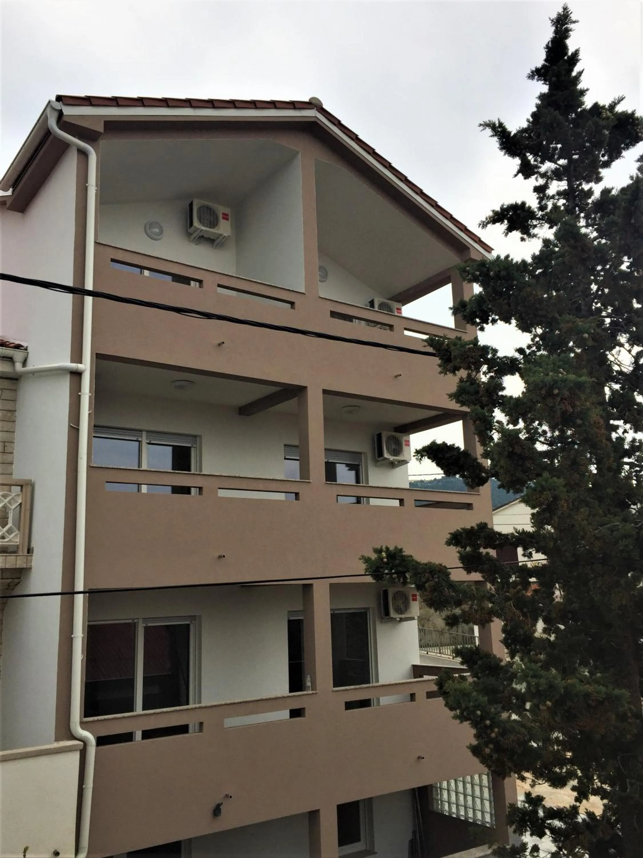 Apartmani Orhideja