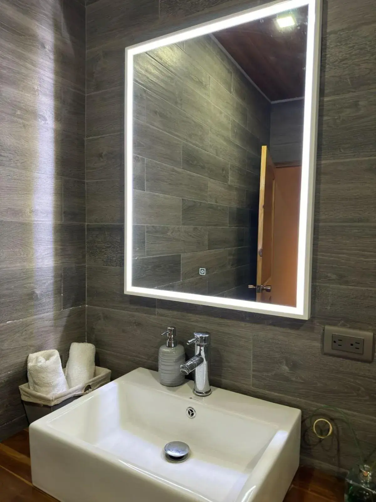 Deluxe Double Room - single occupancy in Casa Montana Hotel Deluxe Double Room - single occupancy in Casa Montana Hotel