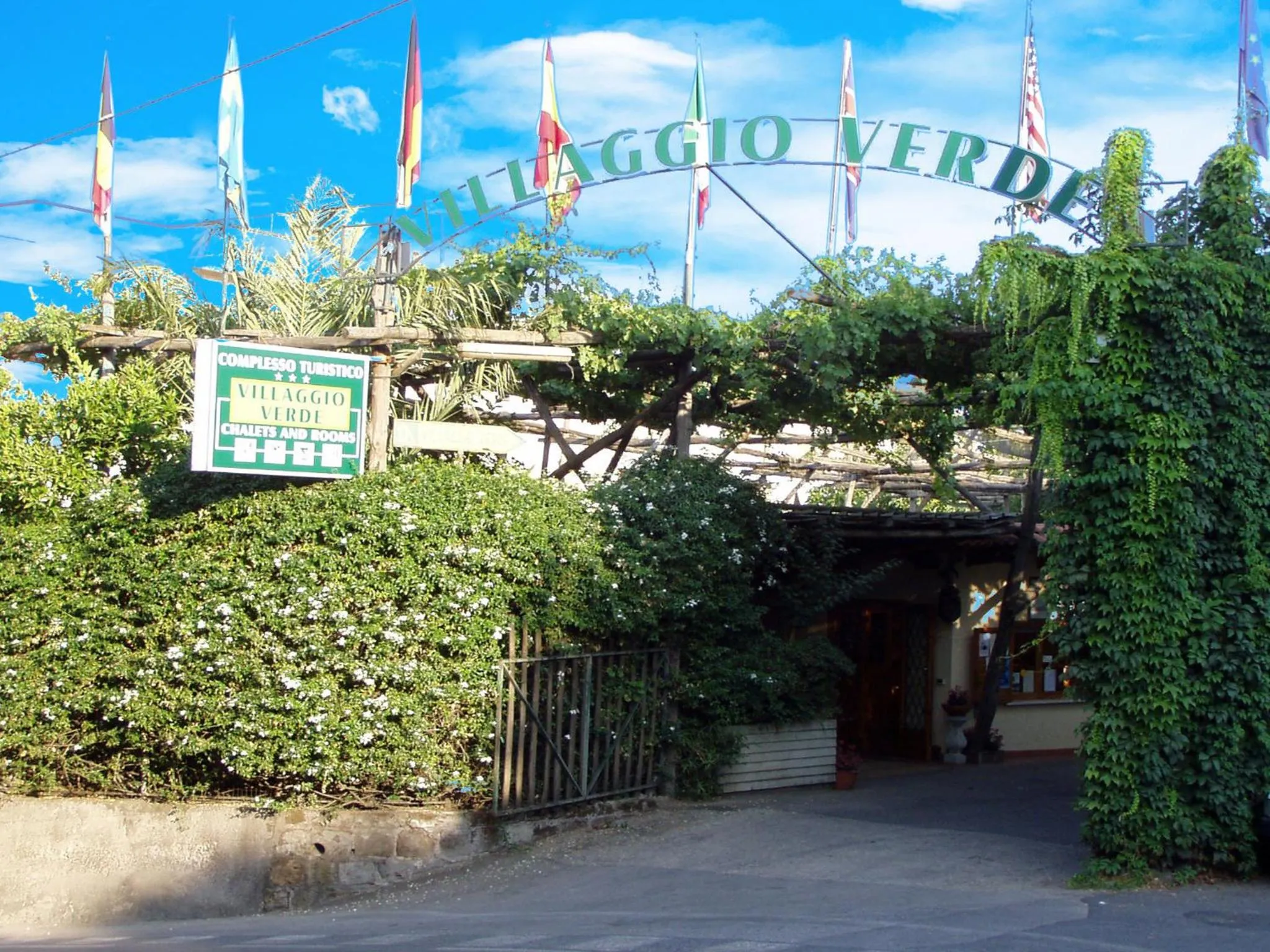 Facade/entrance in Residence Villaggio Verde