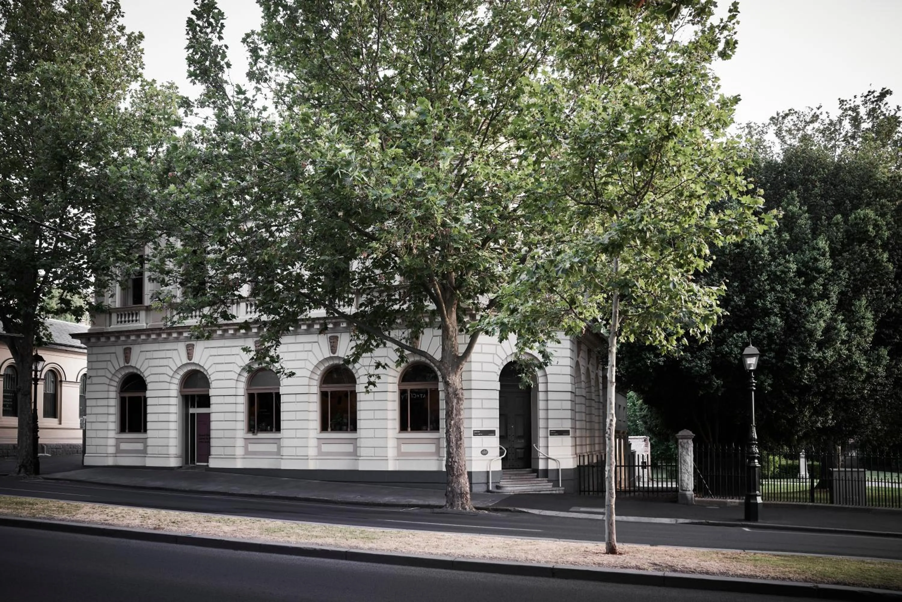 Property building in Hotel Ernest Bendigo