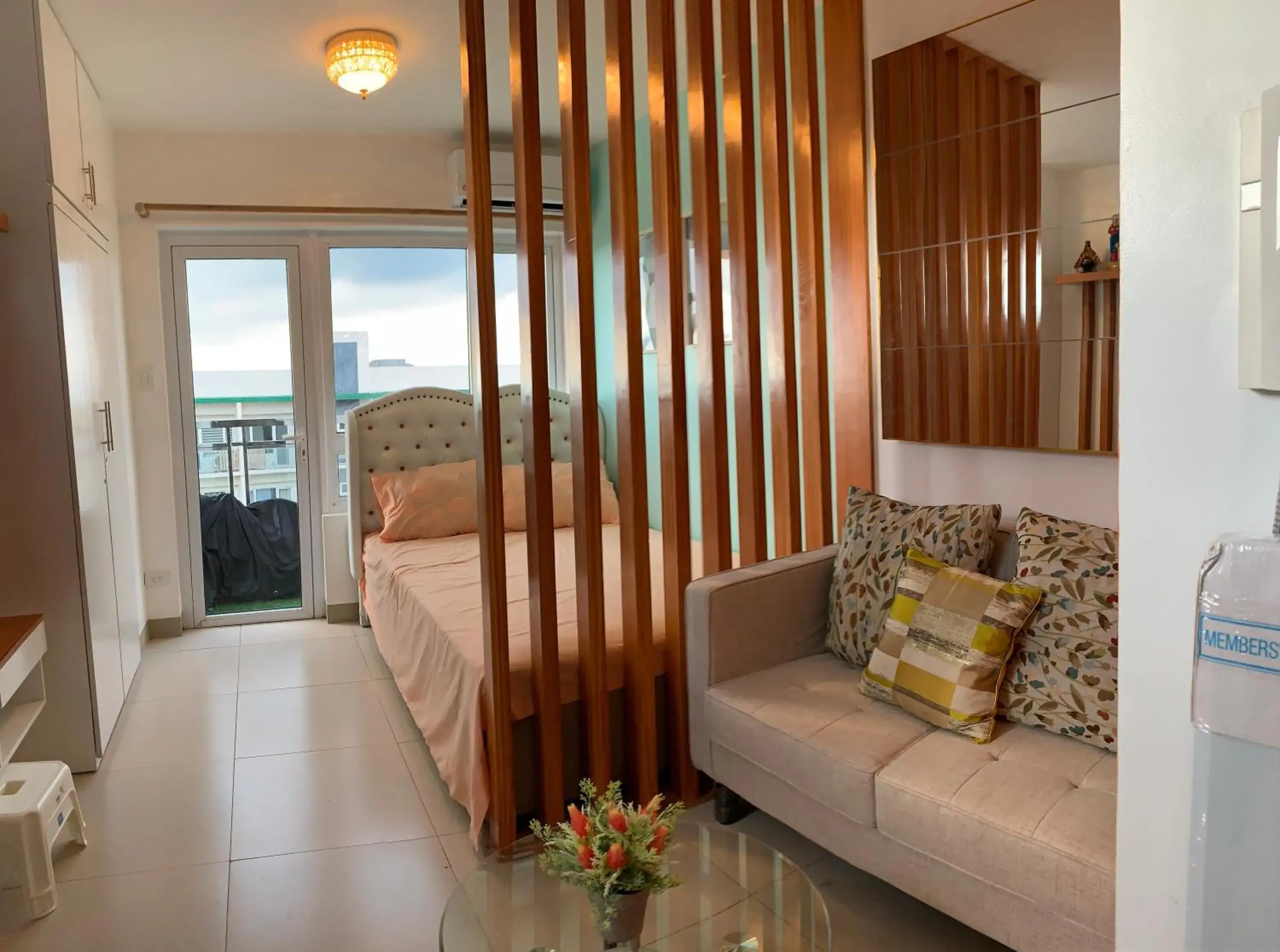 Affordable Staycation at COOL SUITES by SMDC Wind Residences Affordable Staycation at COOL SUITES by SMDC Wind Residences