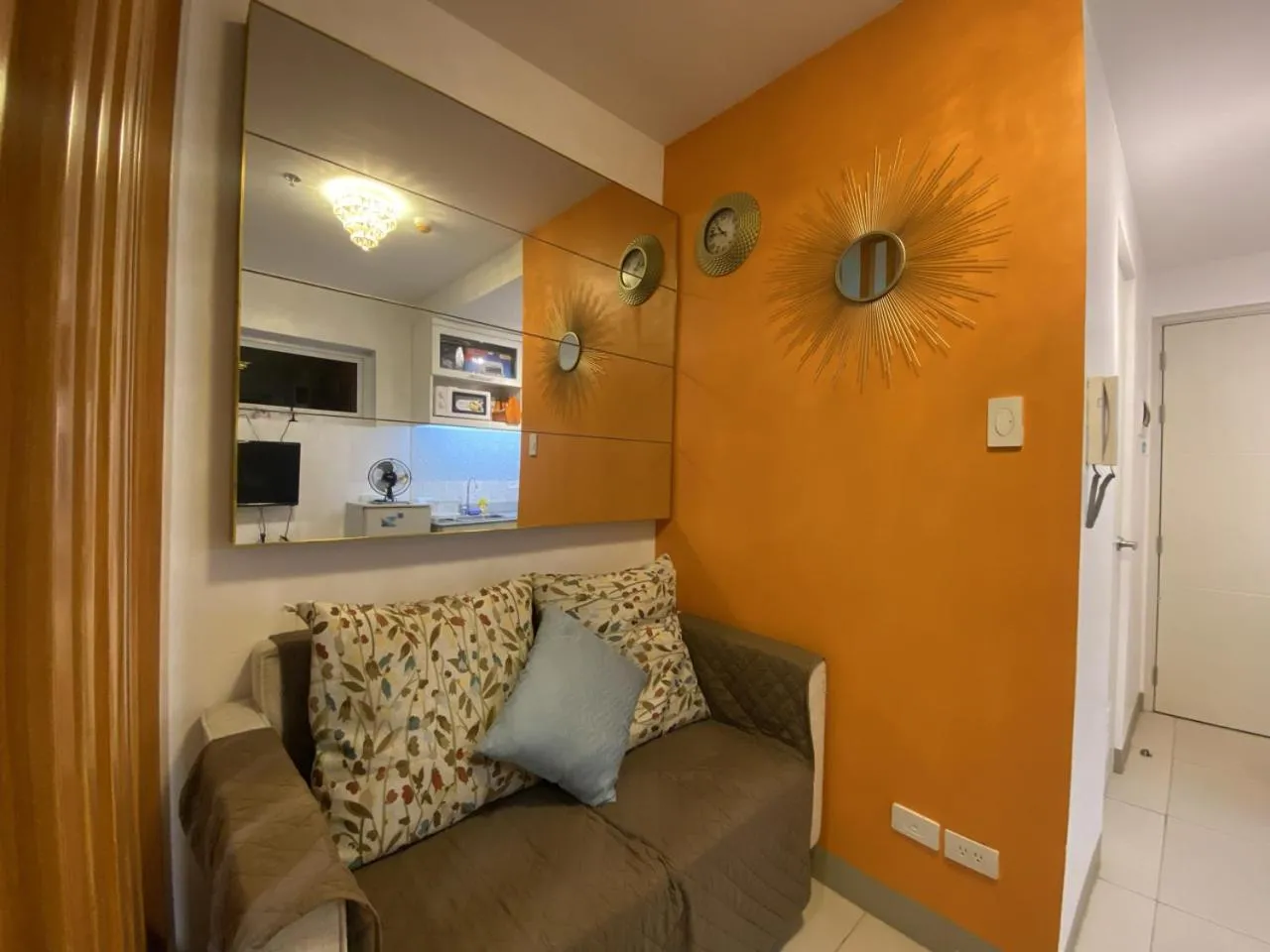 Affordable Staycation at COOL SUITES by SMDC Wind Residences