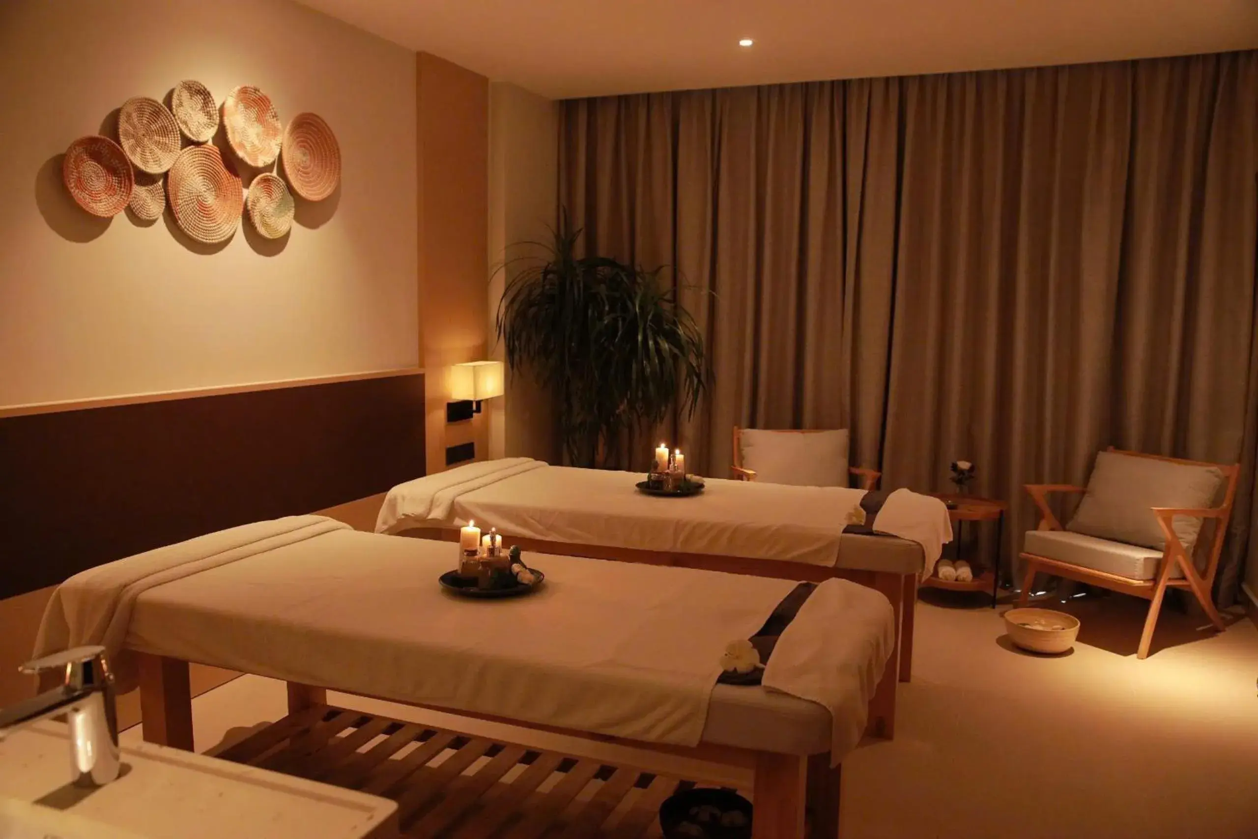 Spa and wellness centre/facilities, Bed in The Empyrean Cam Ranh Beach Resort Spa and wellness centre/facilities, Bed in The Empyrean Cam Ranh Beach Resort
