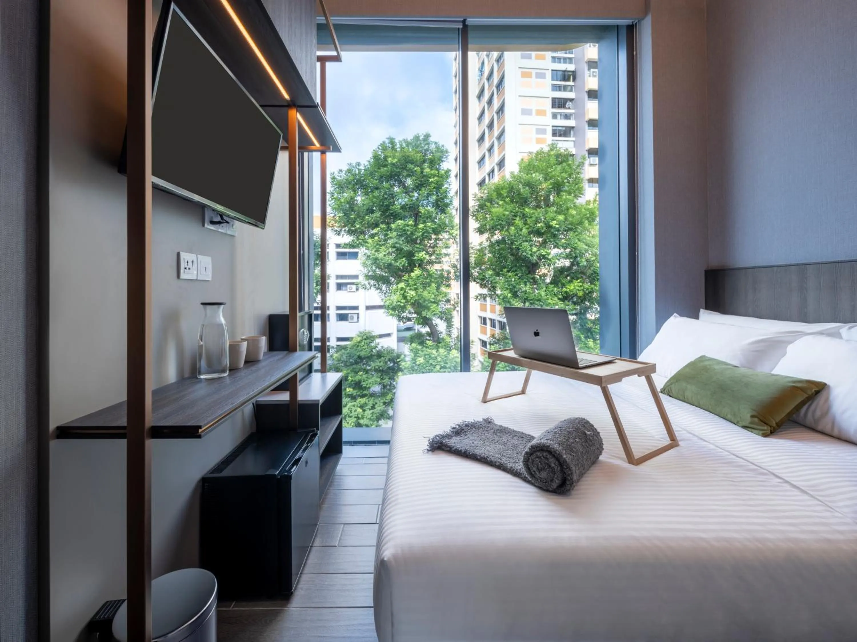 Deluxe Double Room in Beverly Hotels Elements