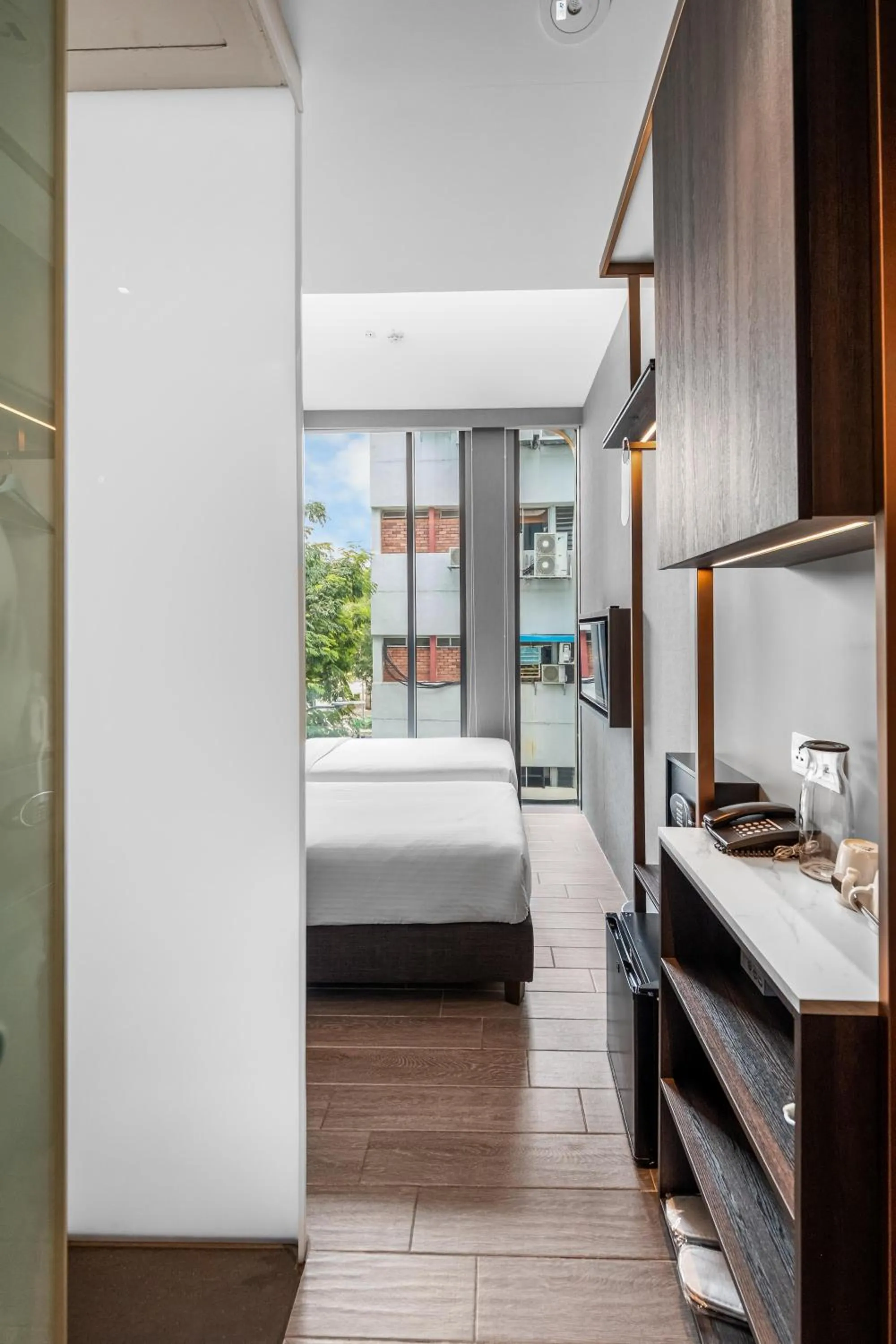 Bedroom, Bed in Beverly Hotels Elements