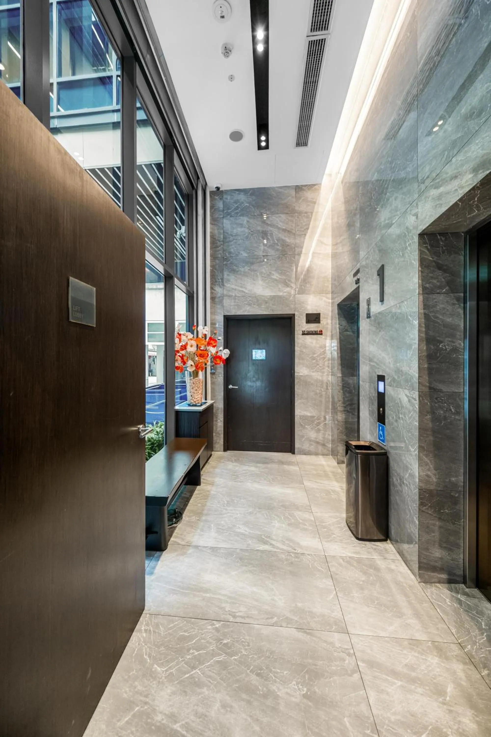 Lobby or reception in Beverly Hotels Elements