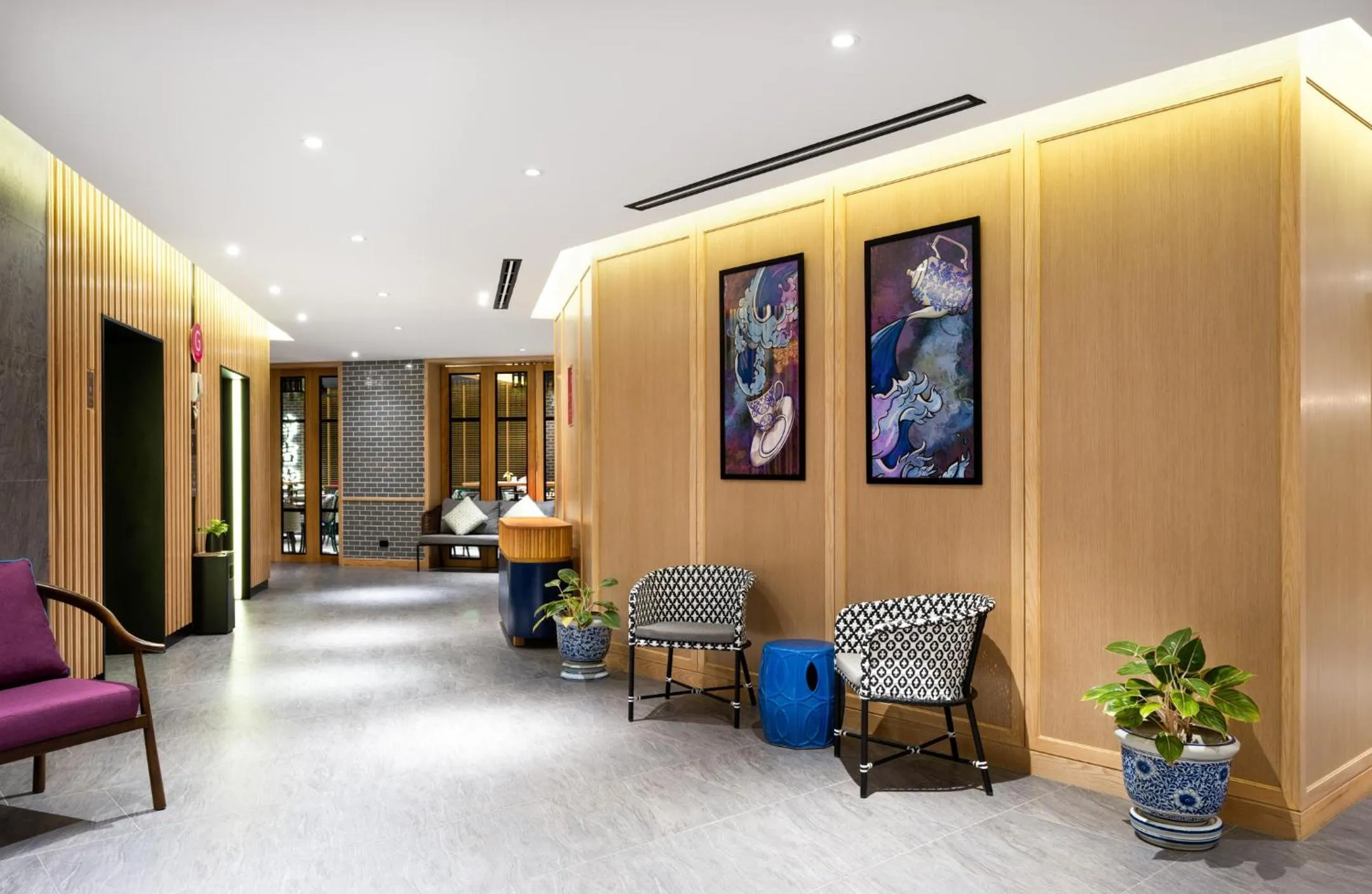 Lobby or reception in GLOW Mira Karon Beach