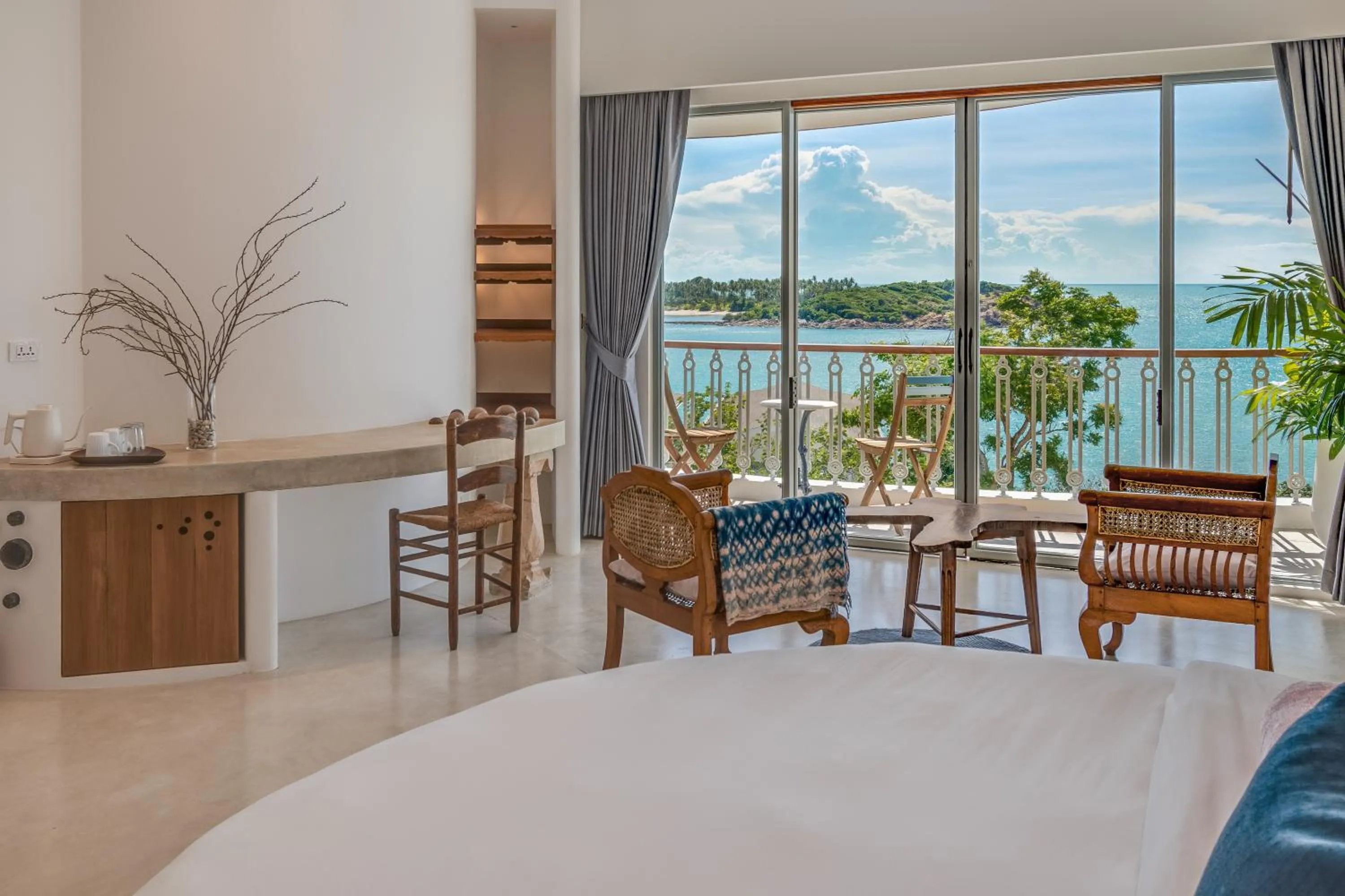 Bed in Ampersand Resort