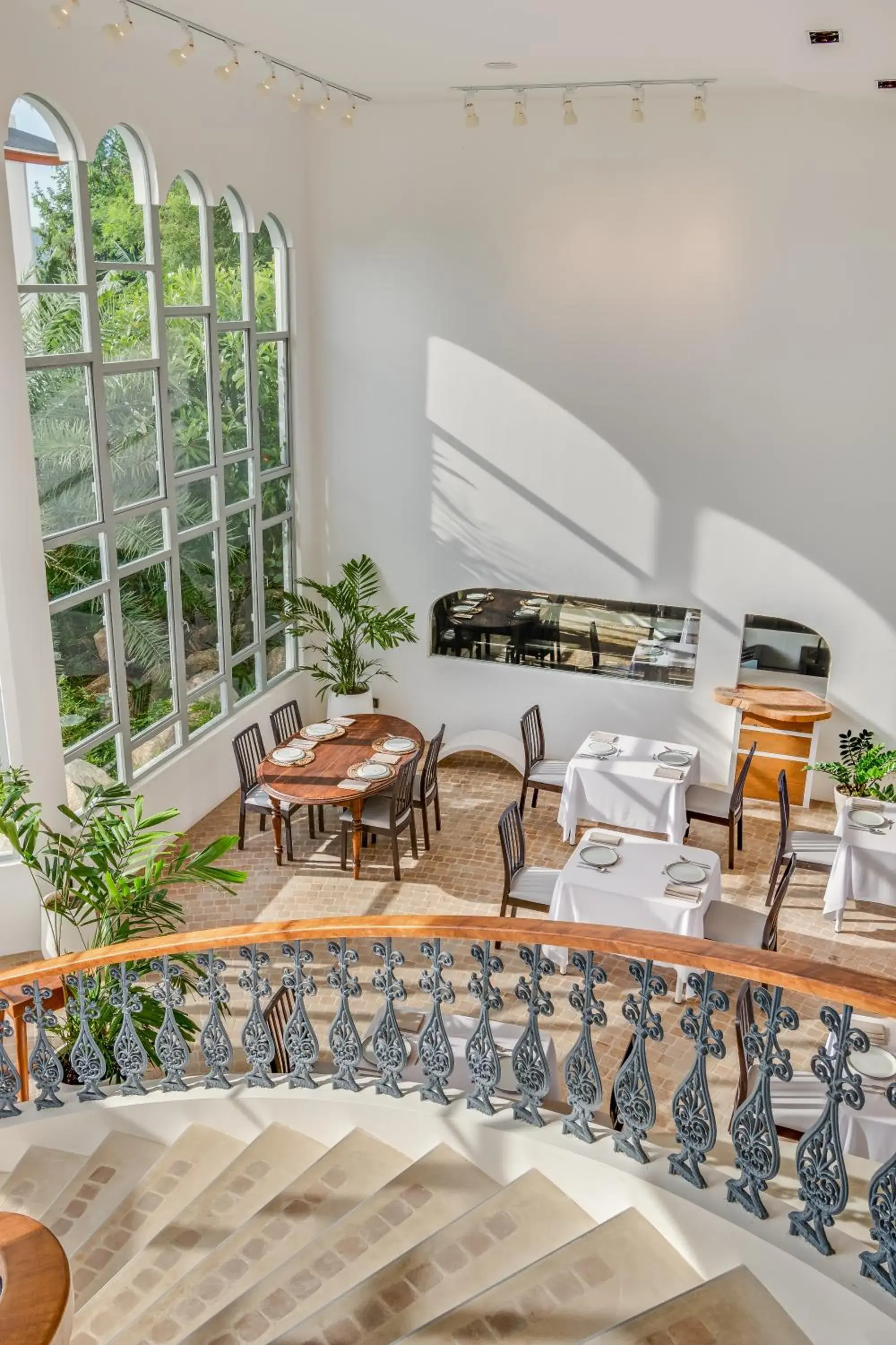 Restaurant/places to eat in Ampersand Resort Restaurant/places to eat in Ampersand Resort