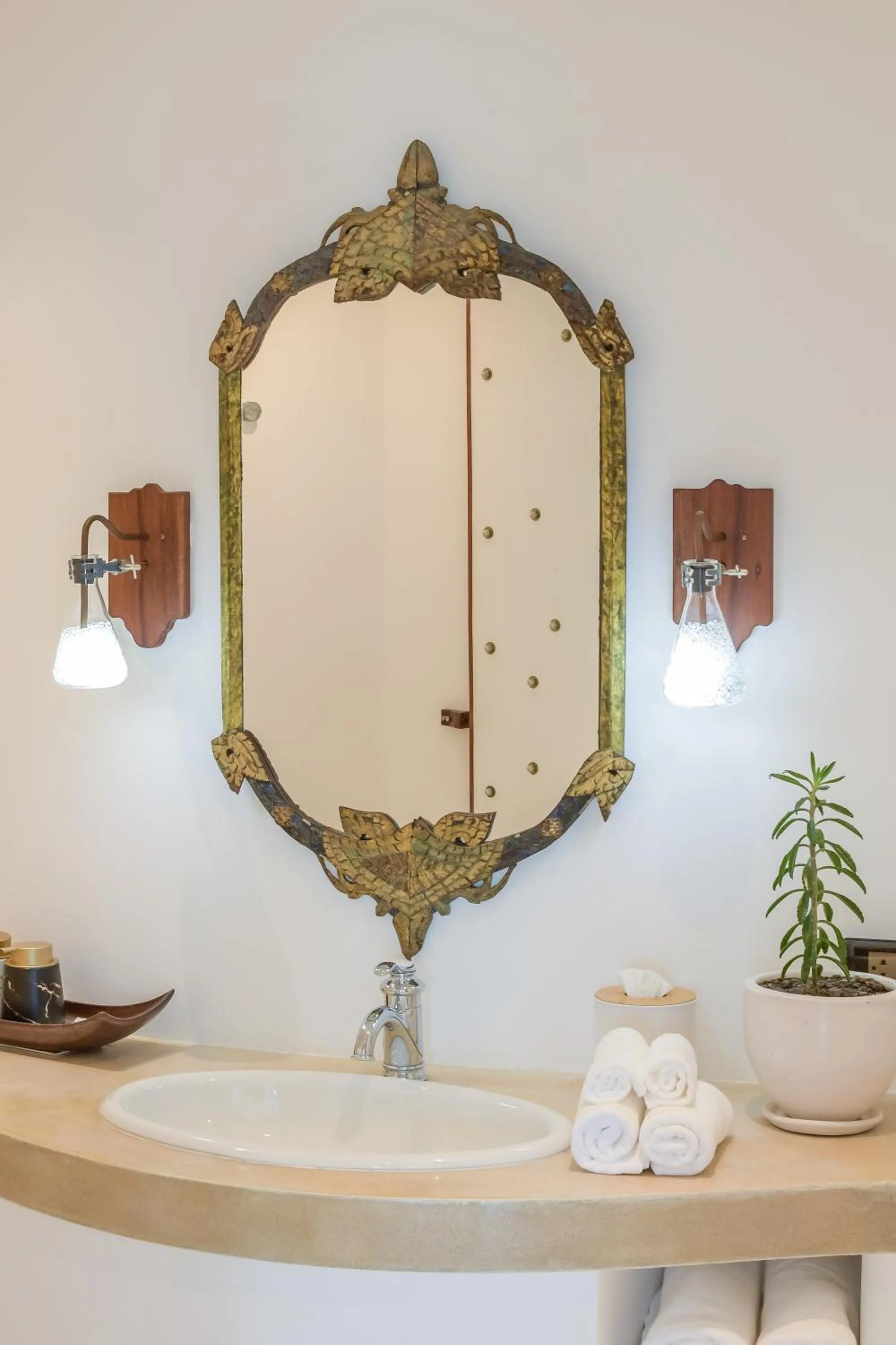 Toilet in Ampersand Resort