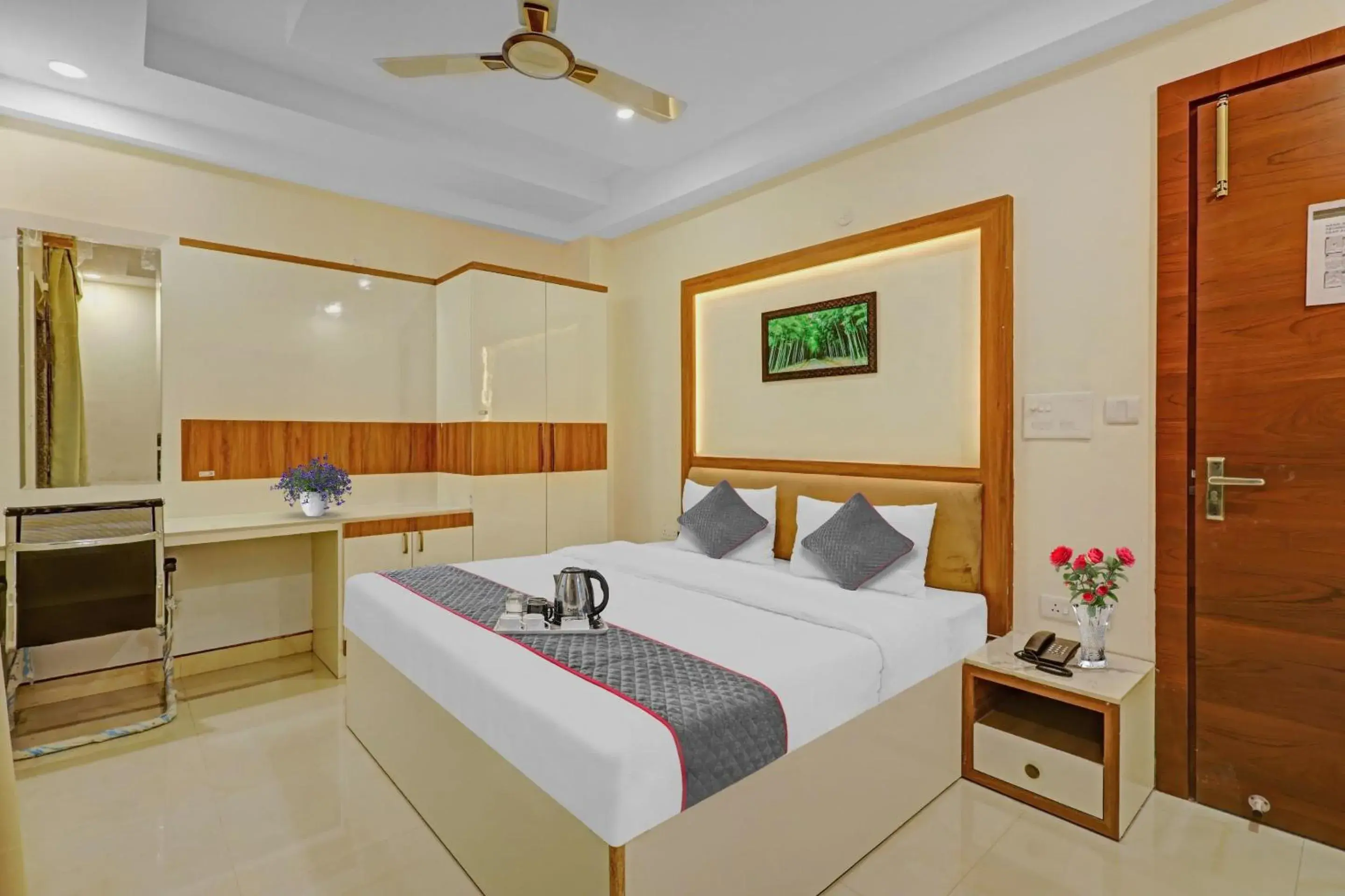 Bedroom, Bed in Super Townhouse Lucky Grand Palace Bedroom, Bed in Super Townhouse Lucky Grand Palace