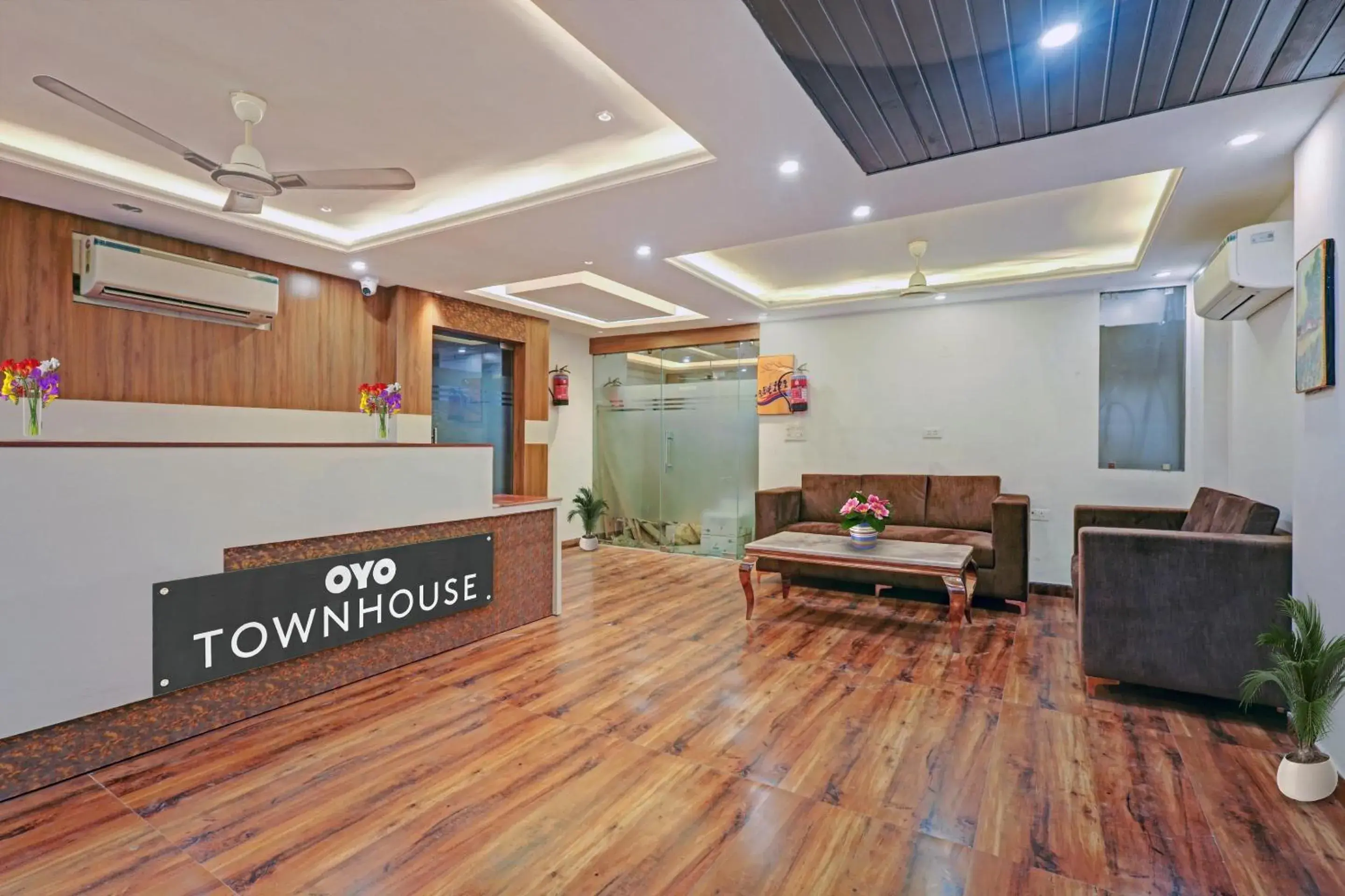 Lobby or reception in Super Townhouse Lucky Grand Palace Lobby or reception in Super Townhouse Lucky Grand Palace