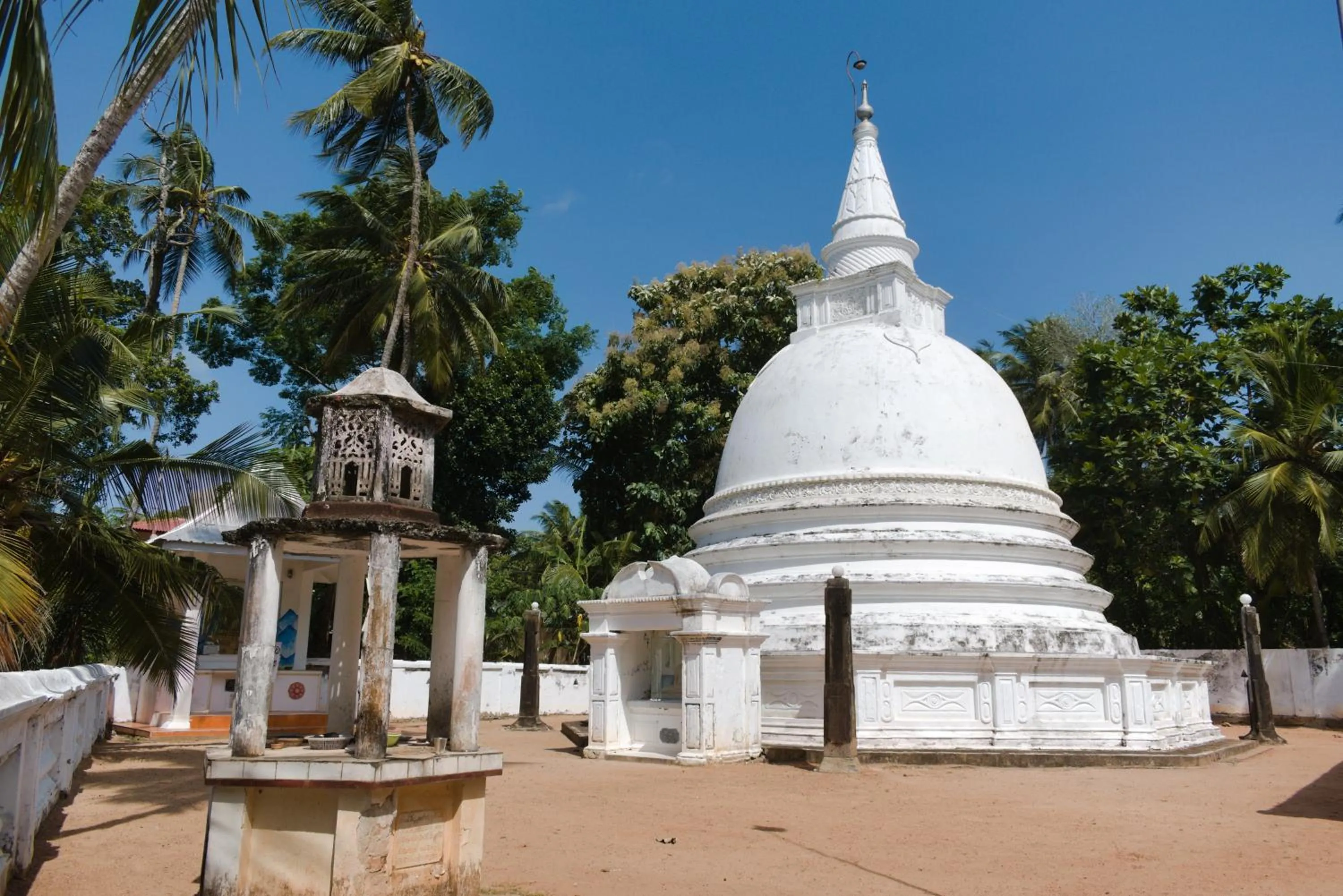Nearby landmark in Smeralda Resorts Dikwella