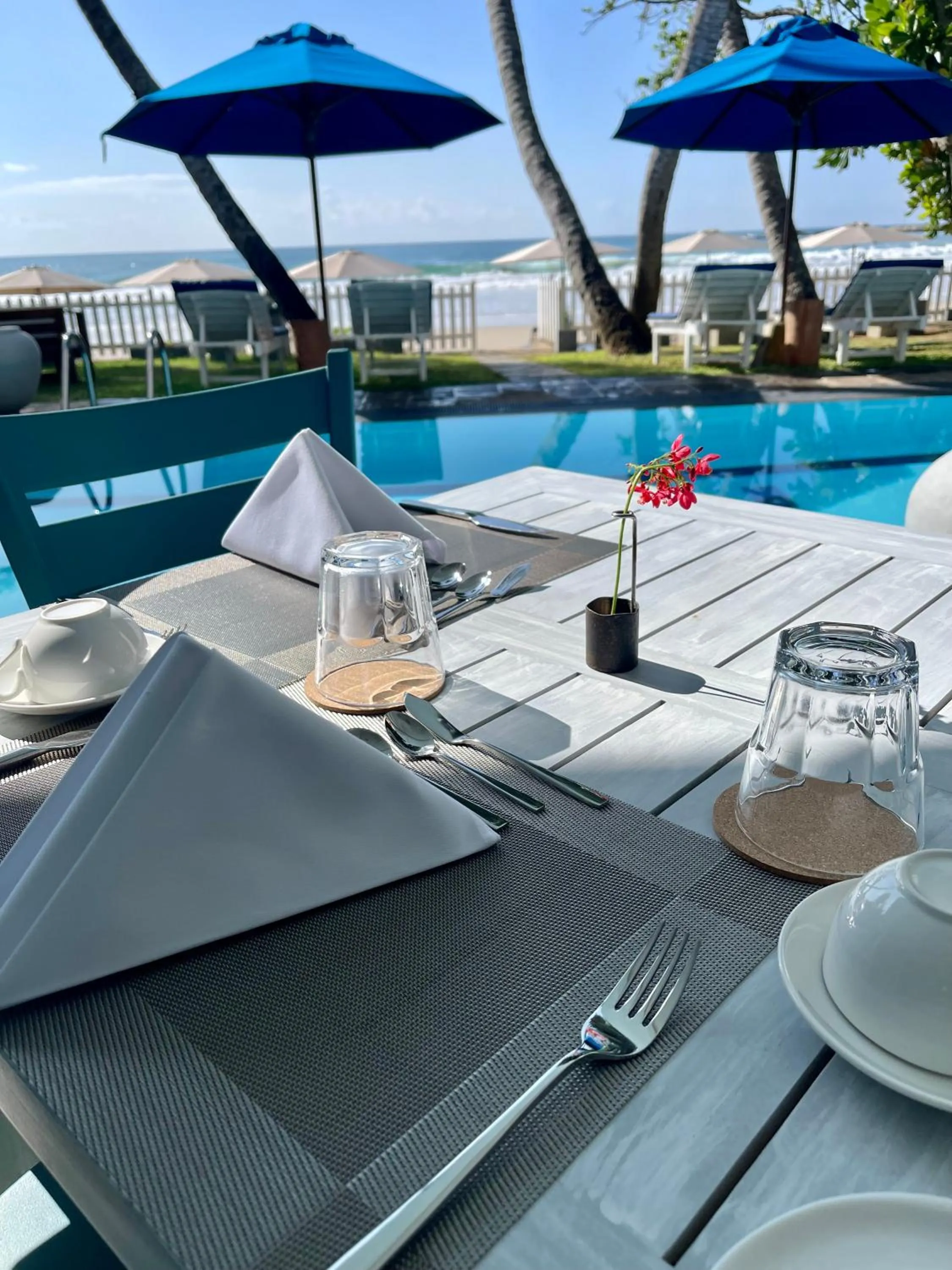 Restaurant/places to eat in Smeralda Resorts Dikwella