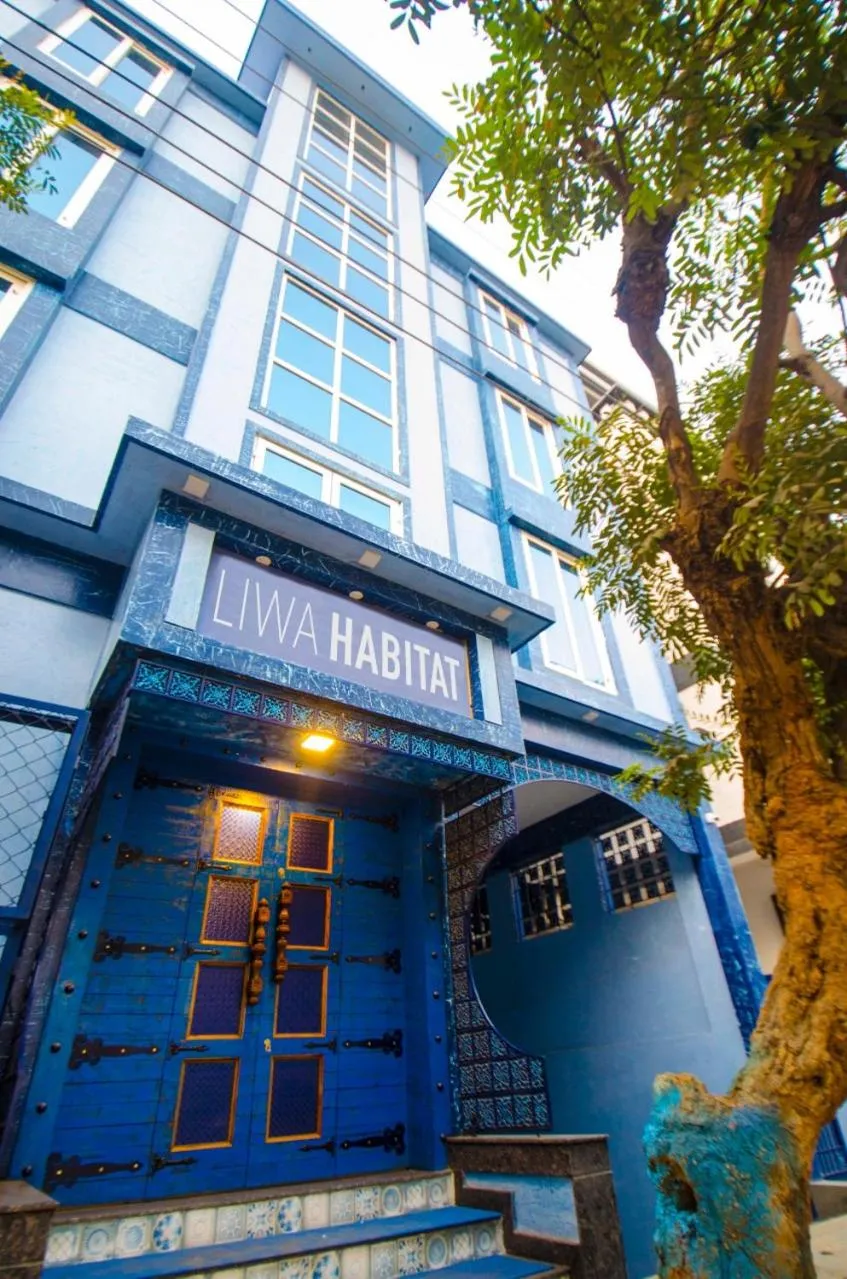 Facade/entrance in Liwa Habitat