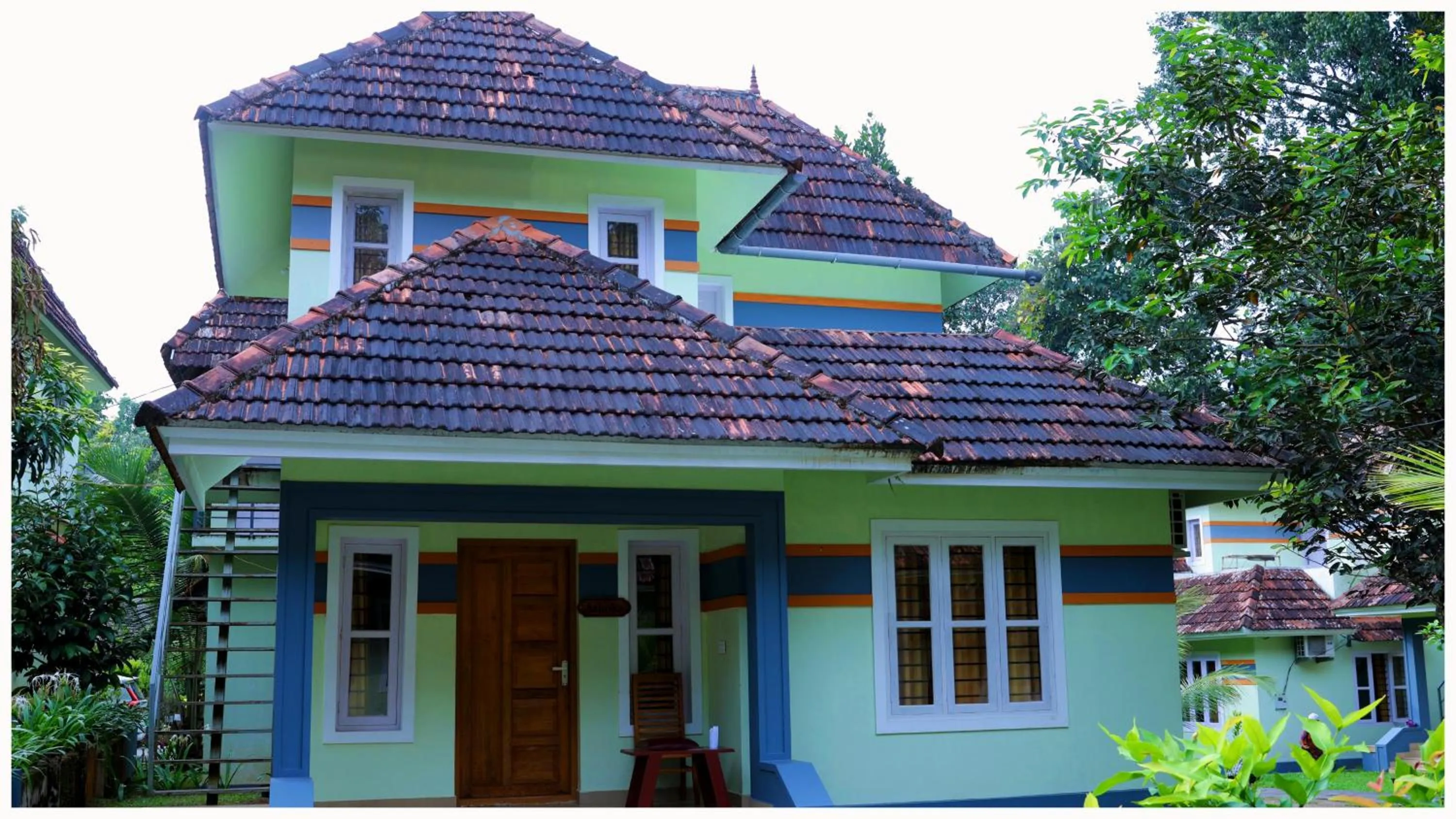 Property building in Vajra Ayurveda and Yoga Retreat