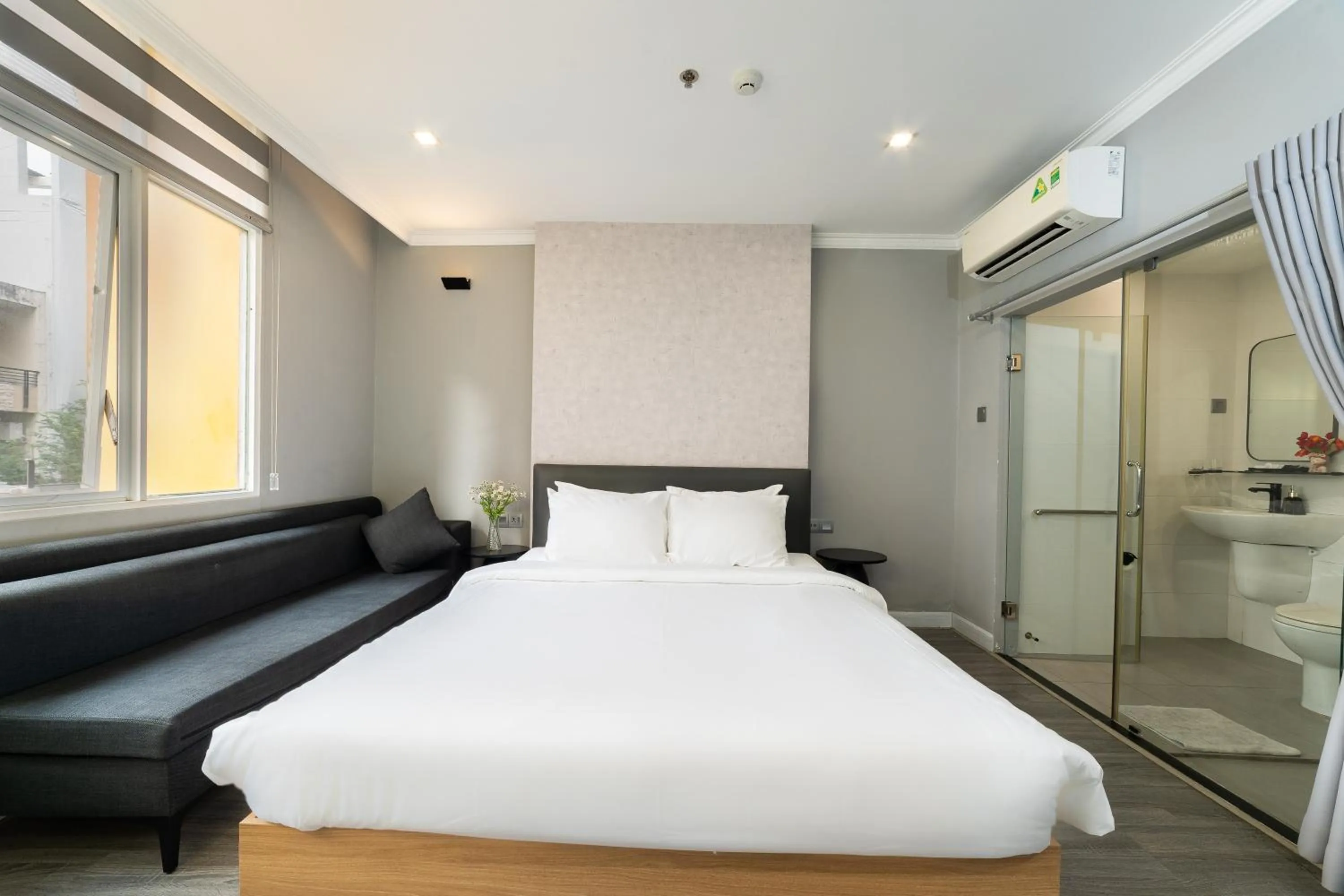 Bed in The Hotel Nicecy