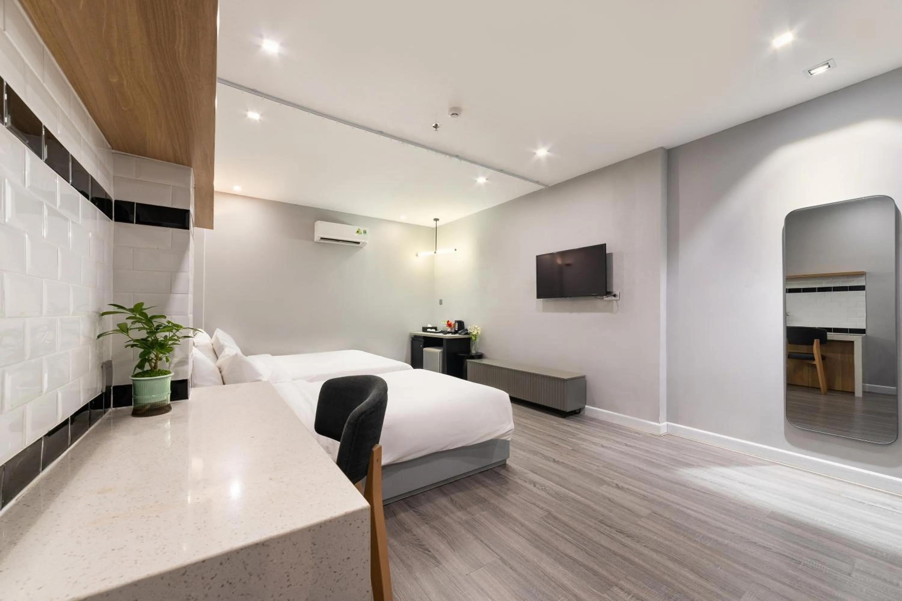 Bedroom, Bed in The Hotel Nicecy