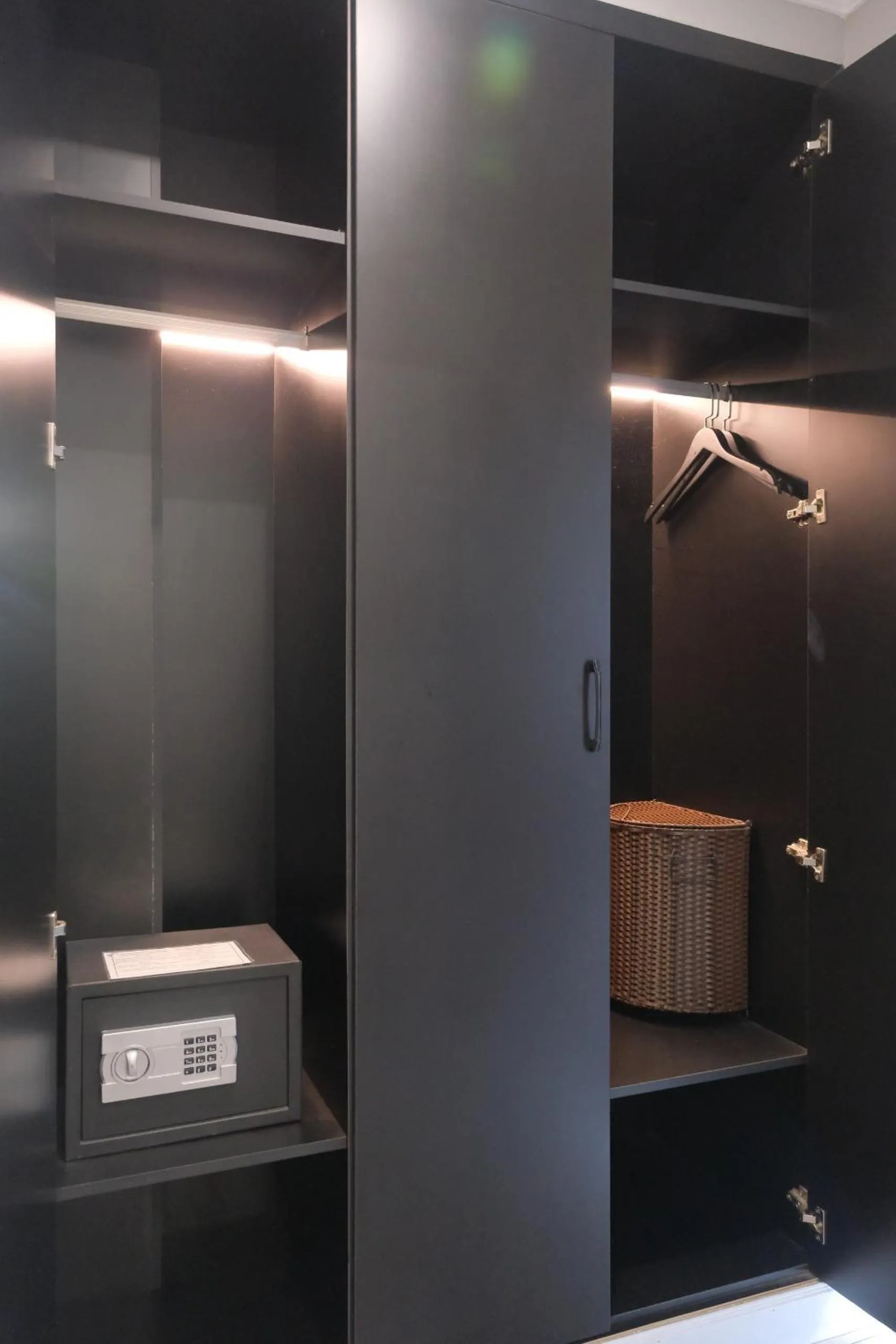 wardrobe in The Hotel Nicecy