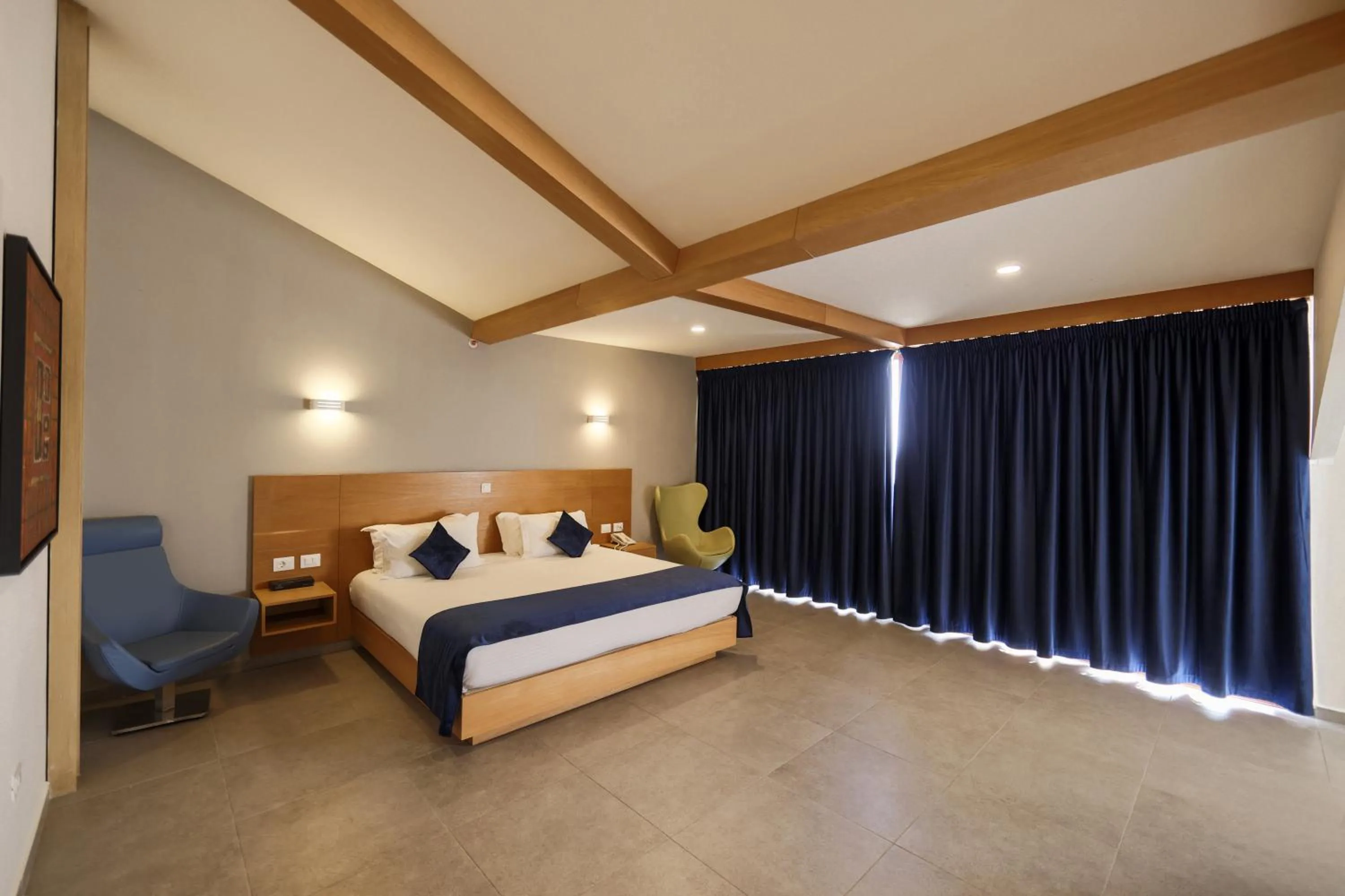 Bed in Majestic Byblos Grand Hotel