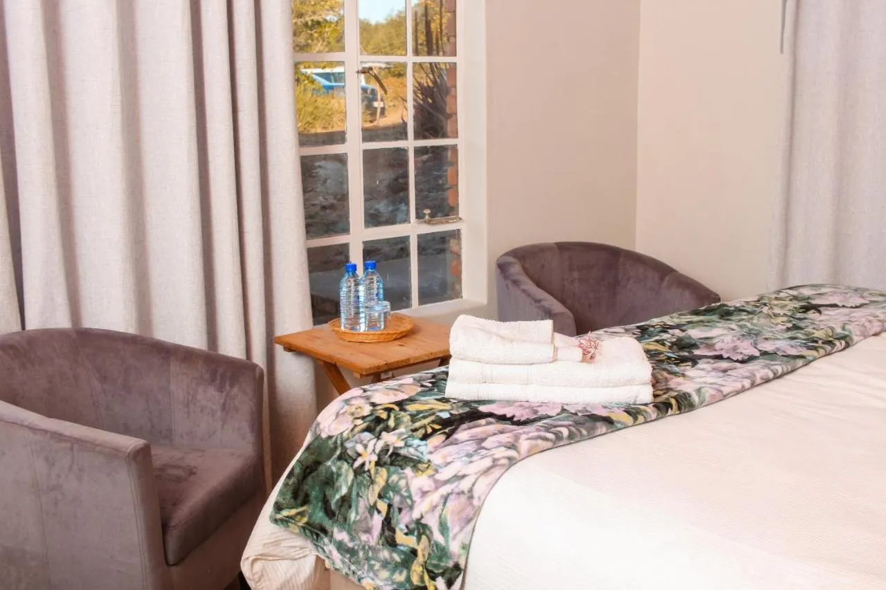 Bed in Harnham Mountain Lodge