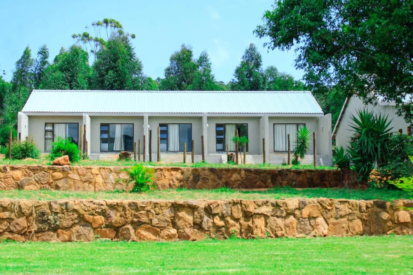 Harnham Mountain Lodge