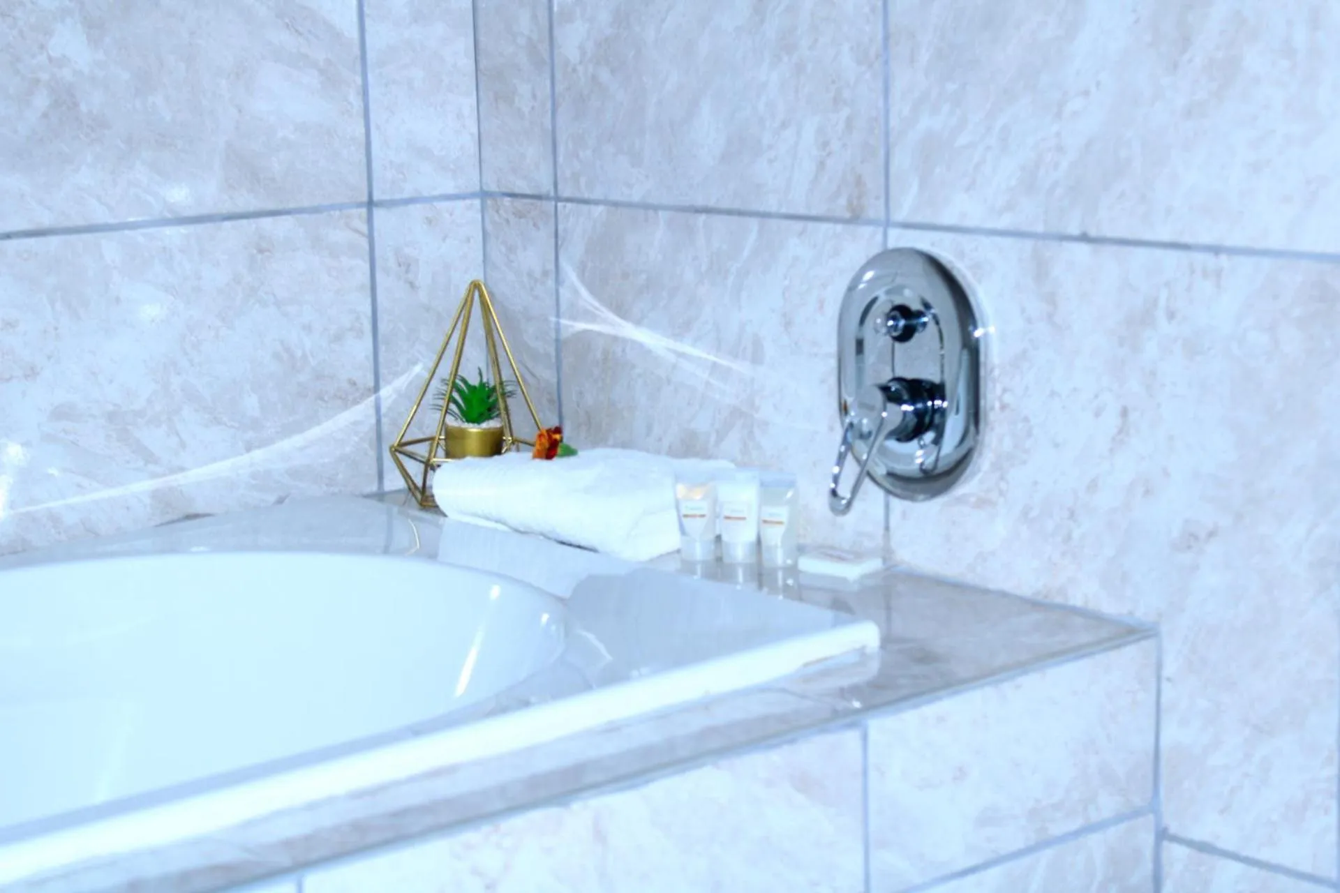 Harnham Mountain Lodge