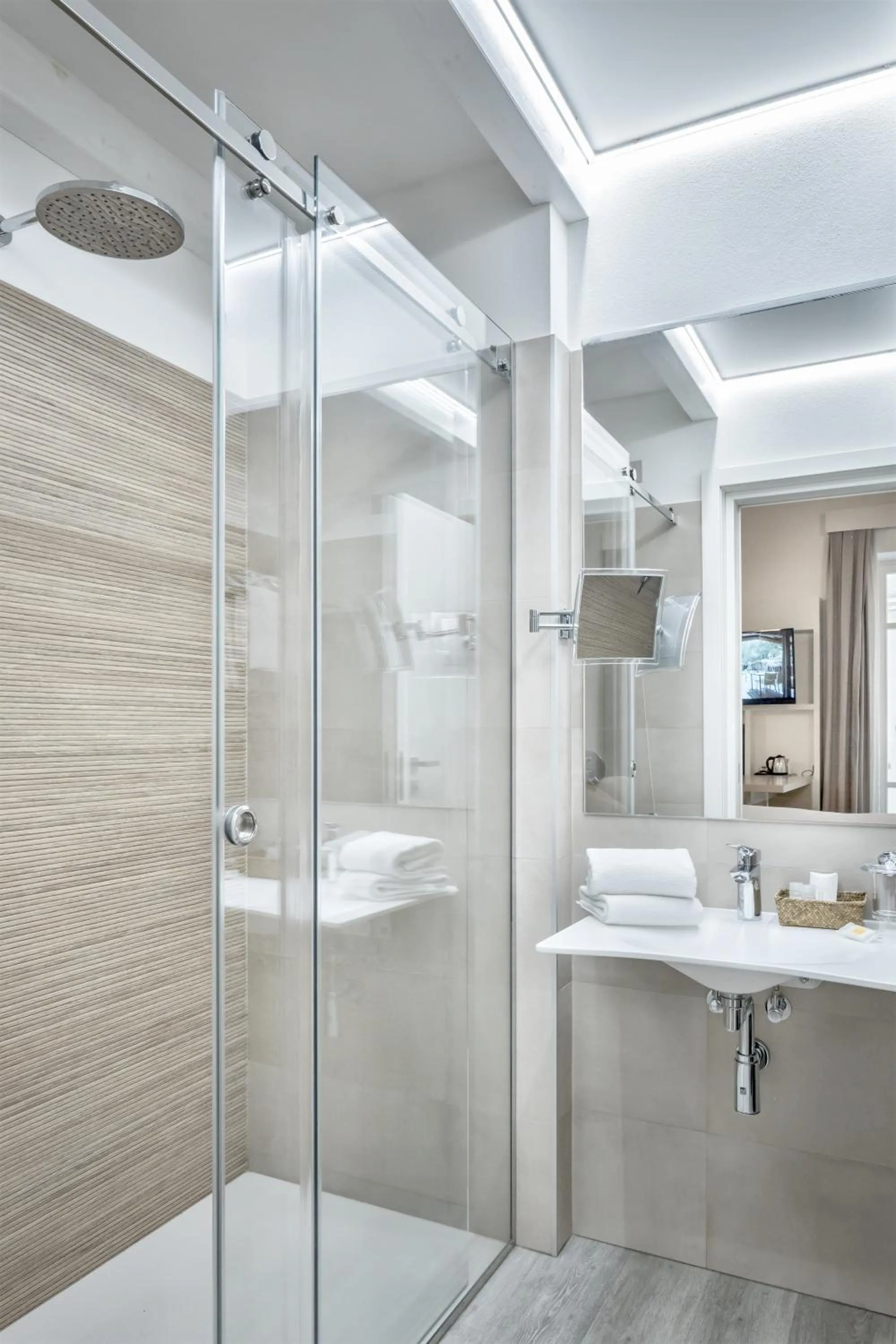 Bathroom in Hotel Italia