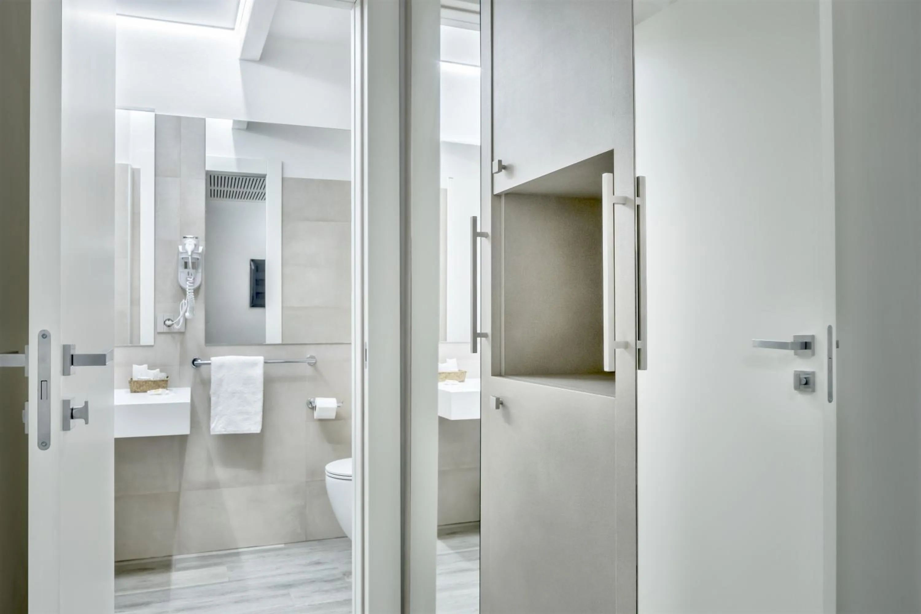 Bathroom in Hotel Italia