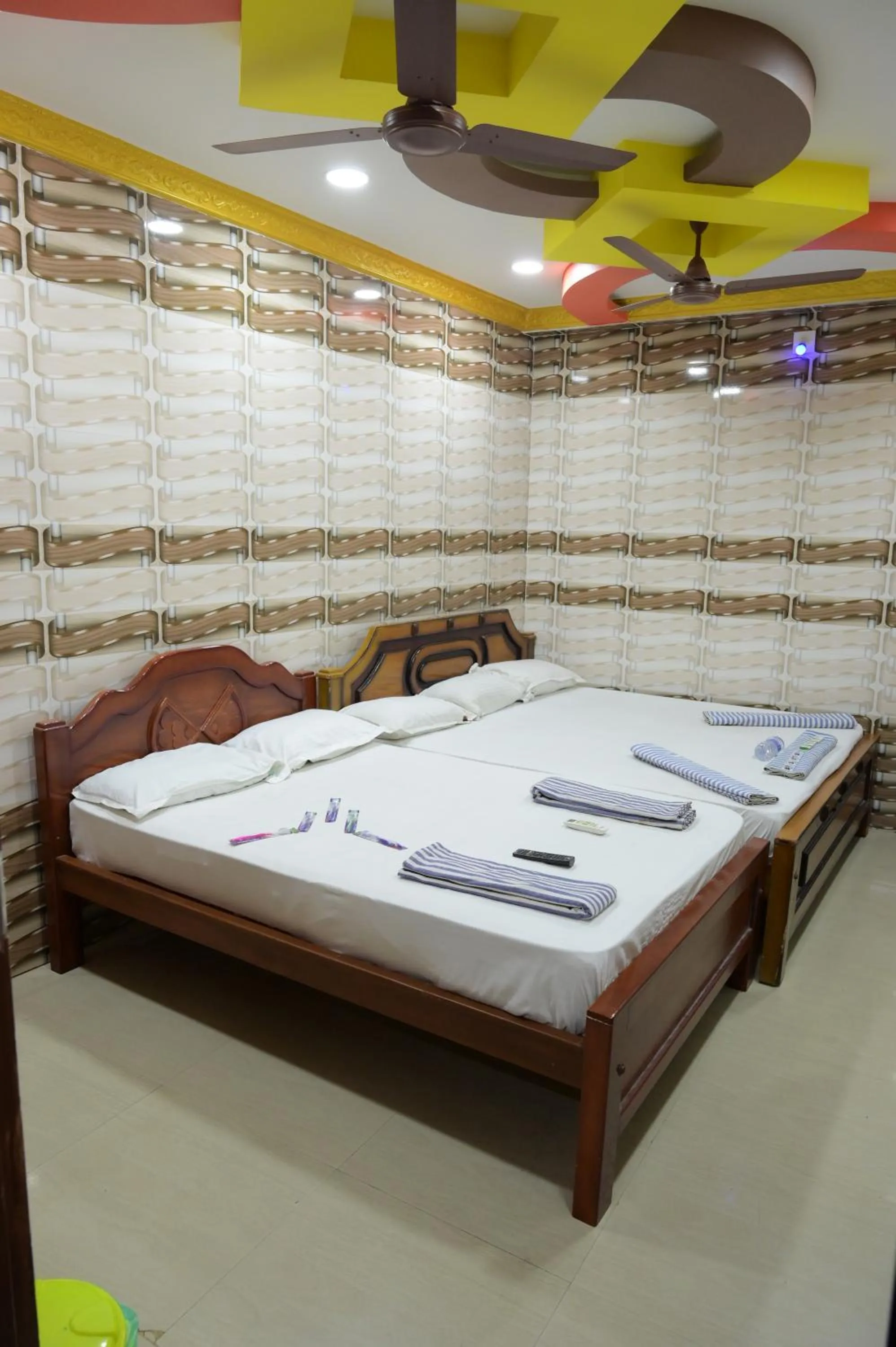 Bedroom, Bed in New City Tower Residency