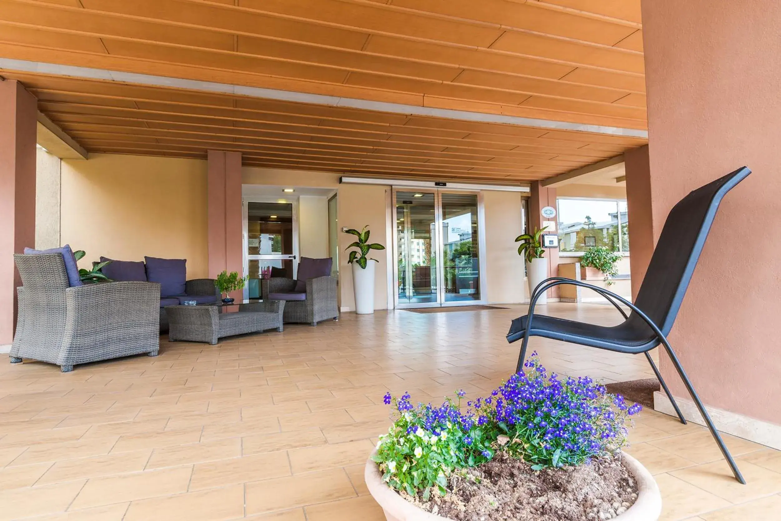 Property building in Hotel Residence Ulivi E Palme Property building in Hotel Residence Ulivi E Palme