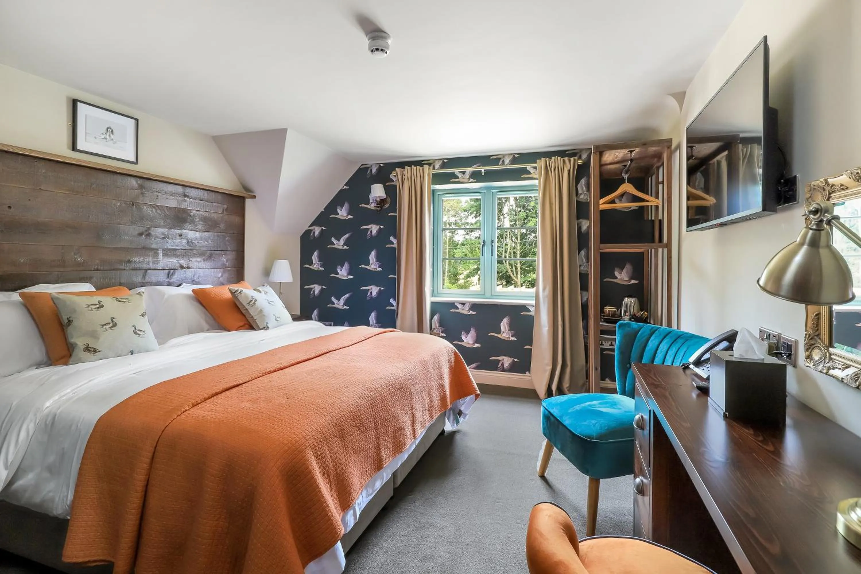 Bedroom, Bed in The Duke on The Test