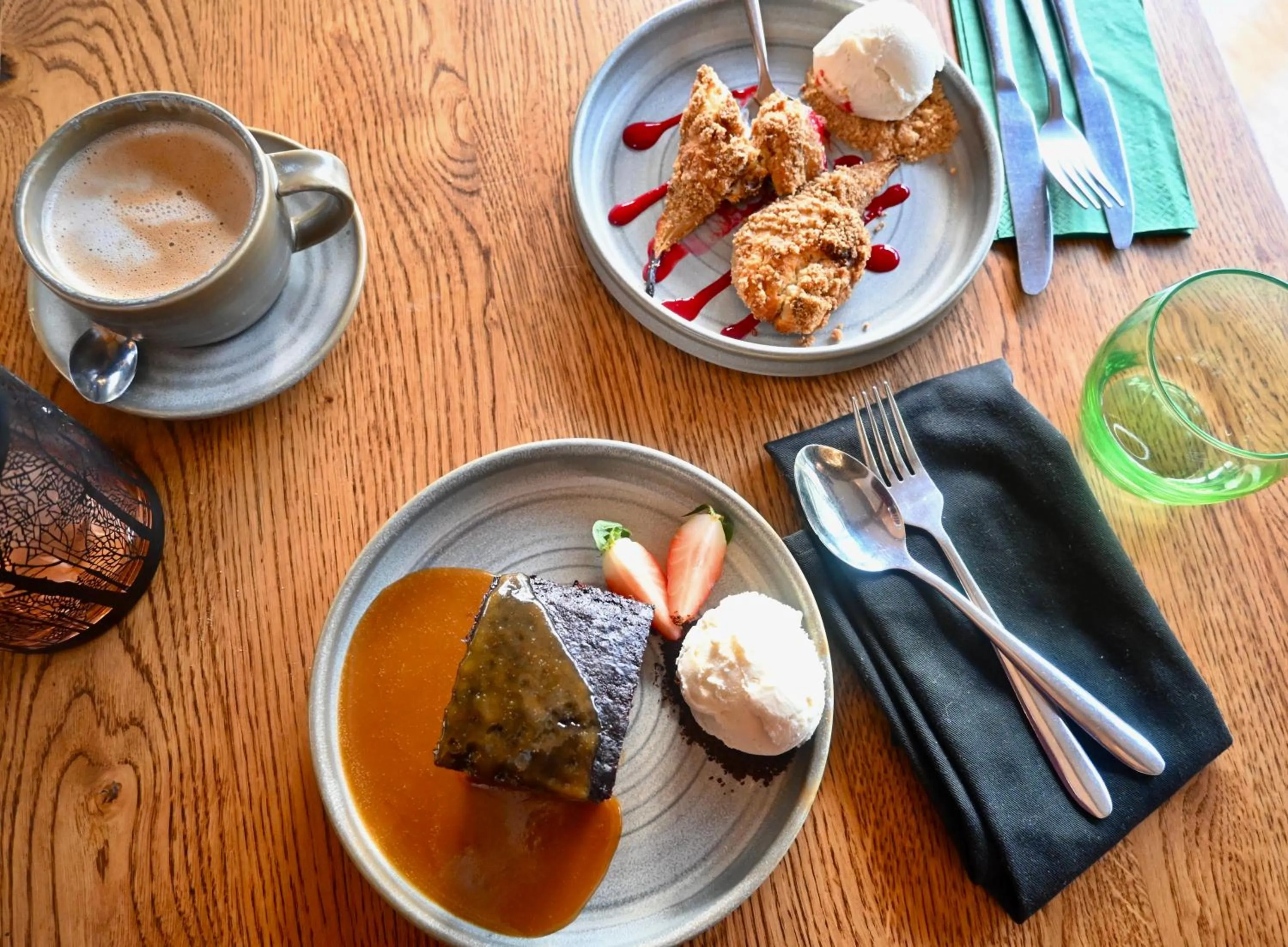 Restaurant/places to eat in The Duke on The Test