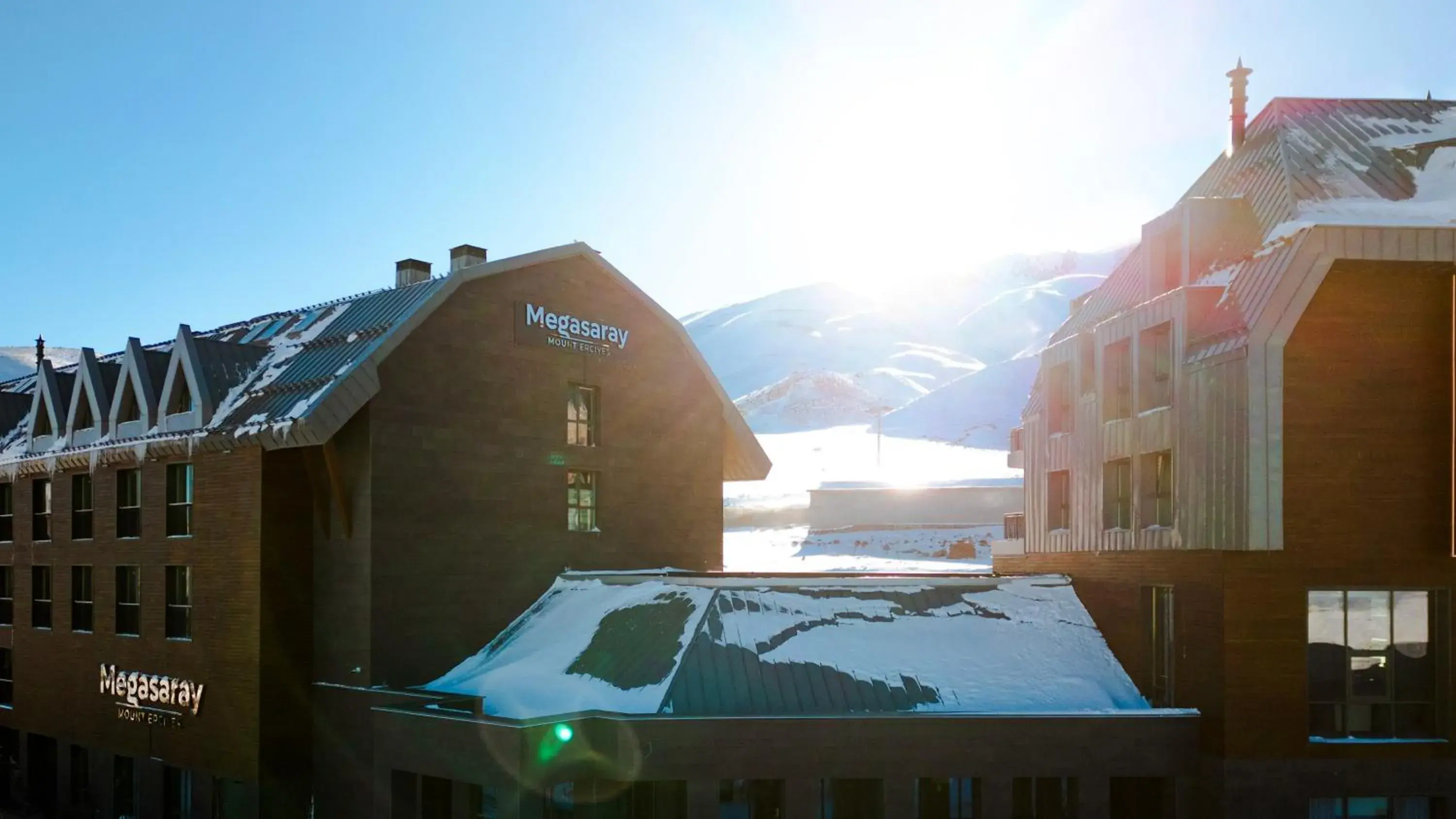 Property building in Megasaray Mount Erciyes Property building in Megasaray Mount Erciyes