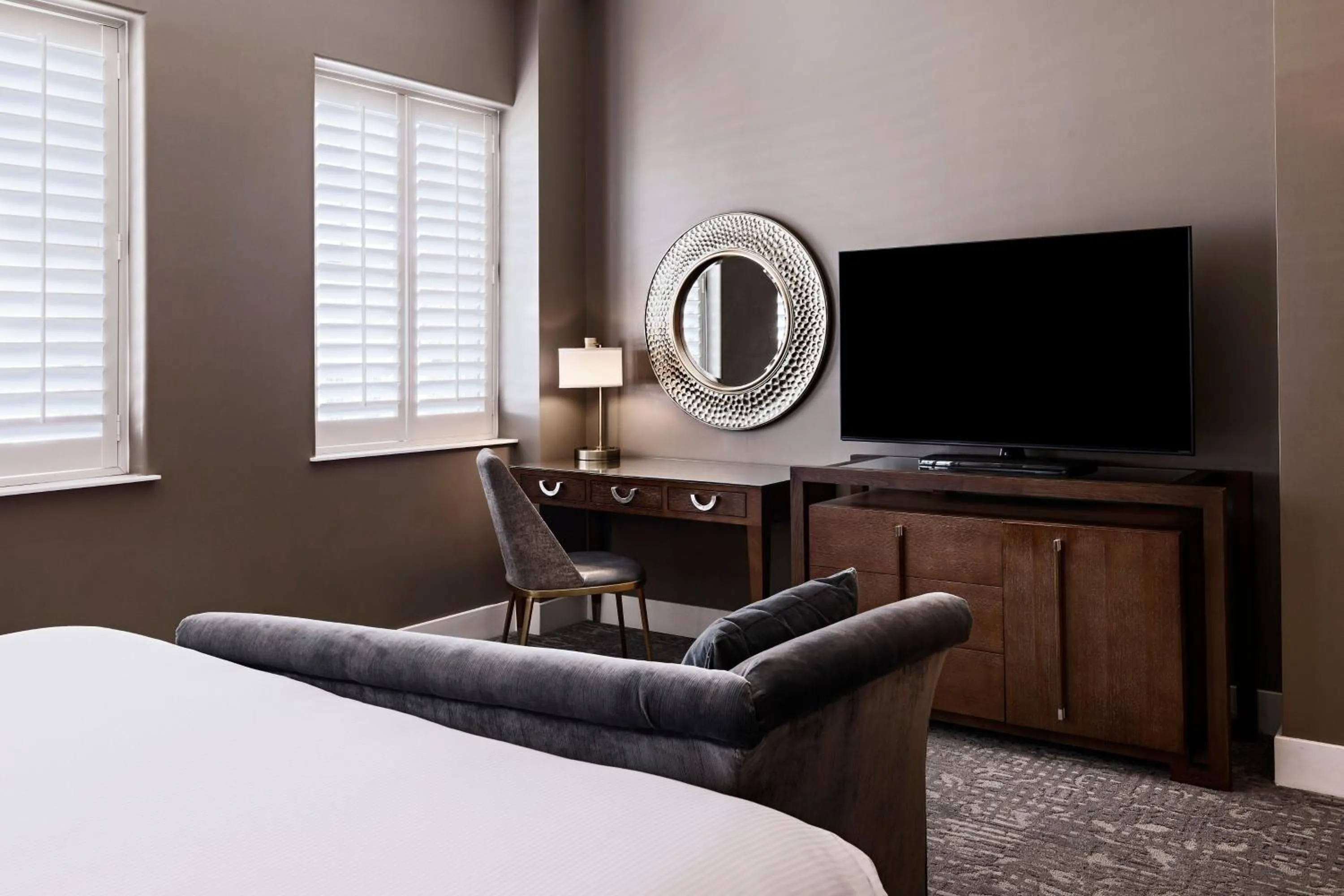 Photo of the whole room, Bed in Ambassador Hotel Oklahoma City, Autograph Collection