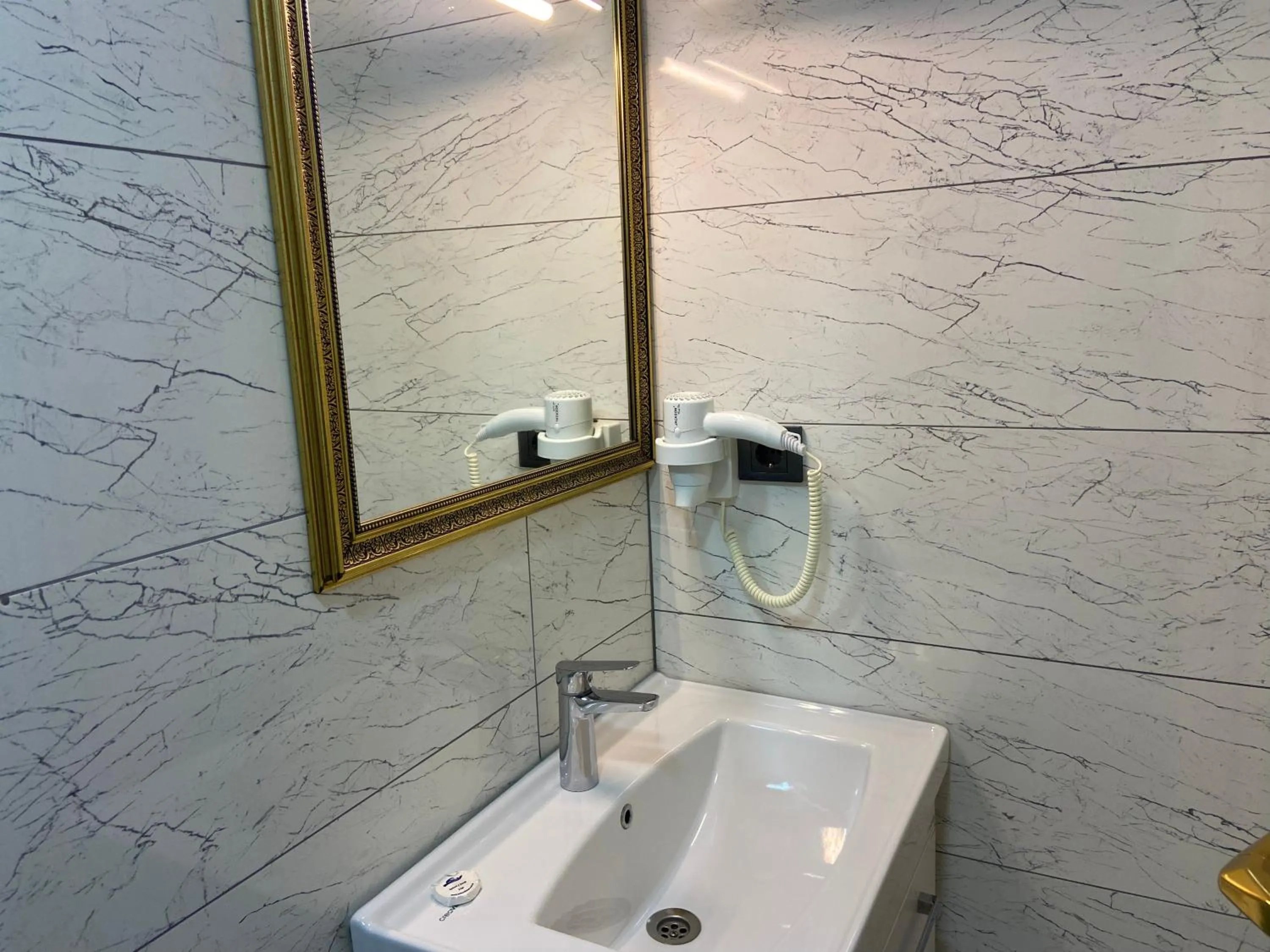 Bathroom in Castle Light Boutique