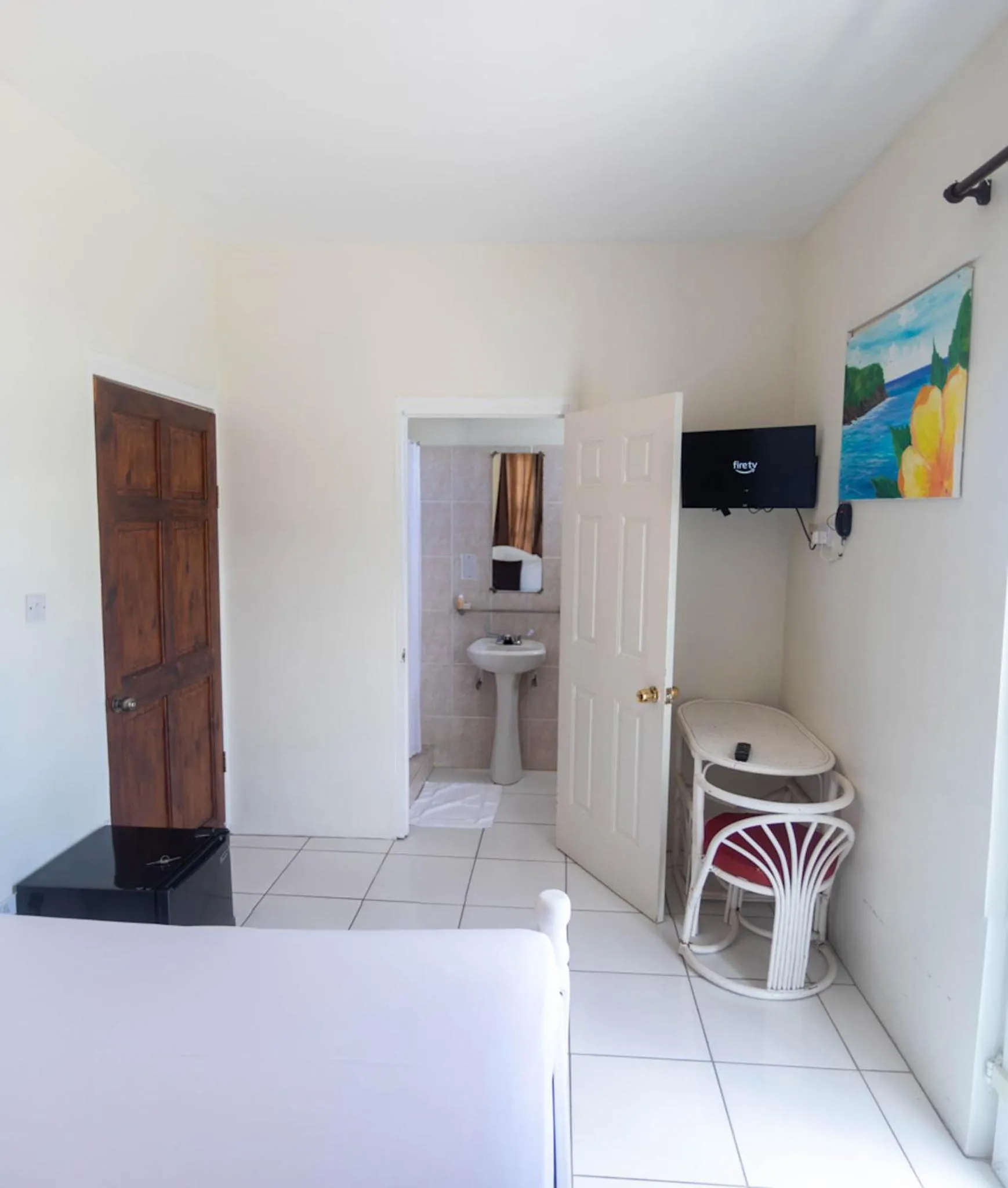 Restaurant/places to eat in St. James Guesthouse