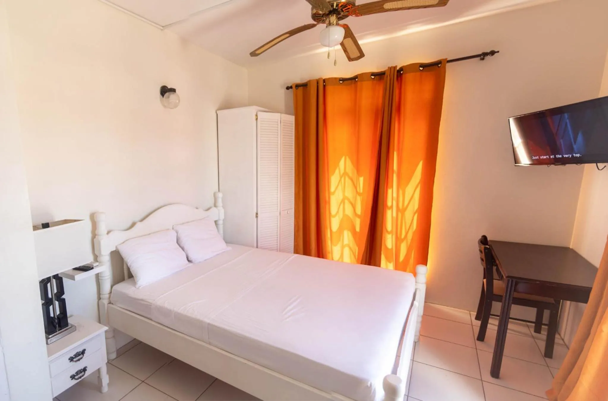 Bedroom, Bed in St. James Guesthouse