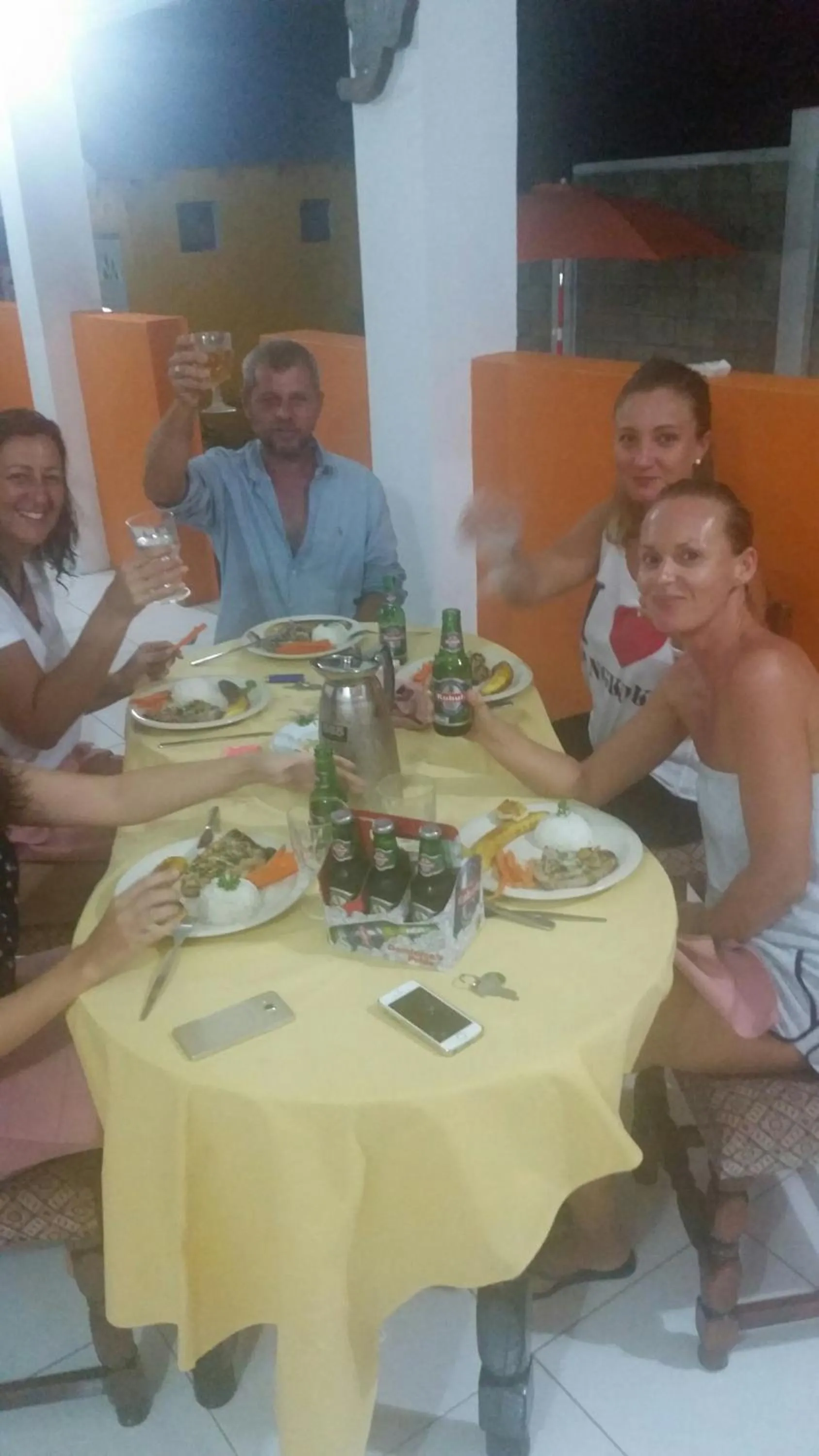 Restaurant/places to eat in St. James Guesthouse