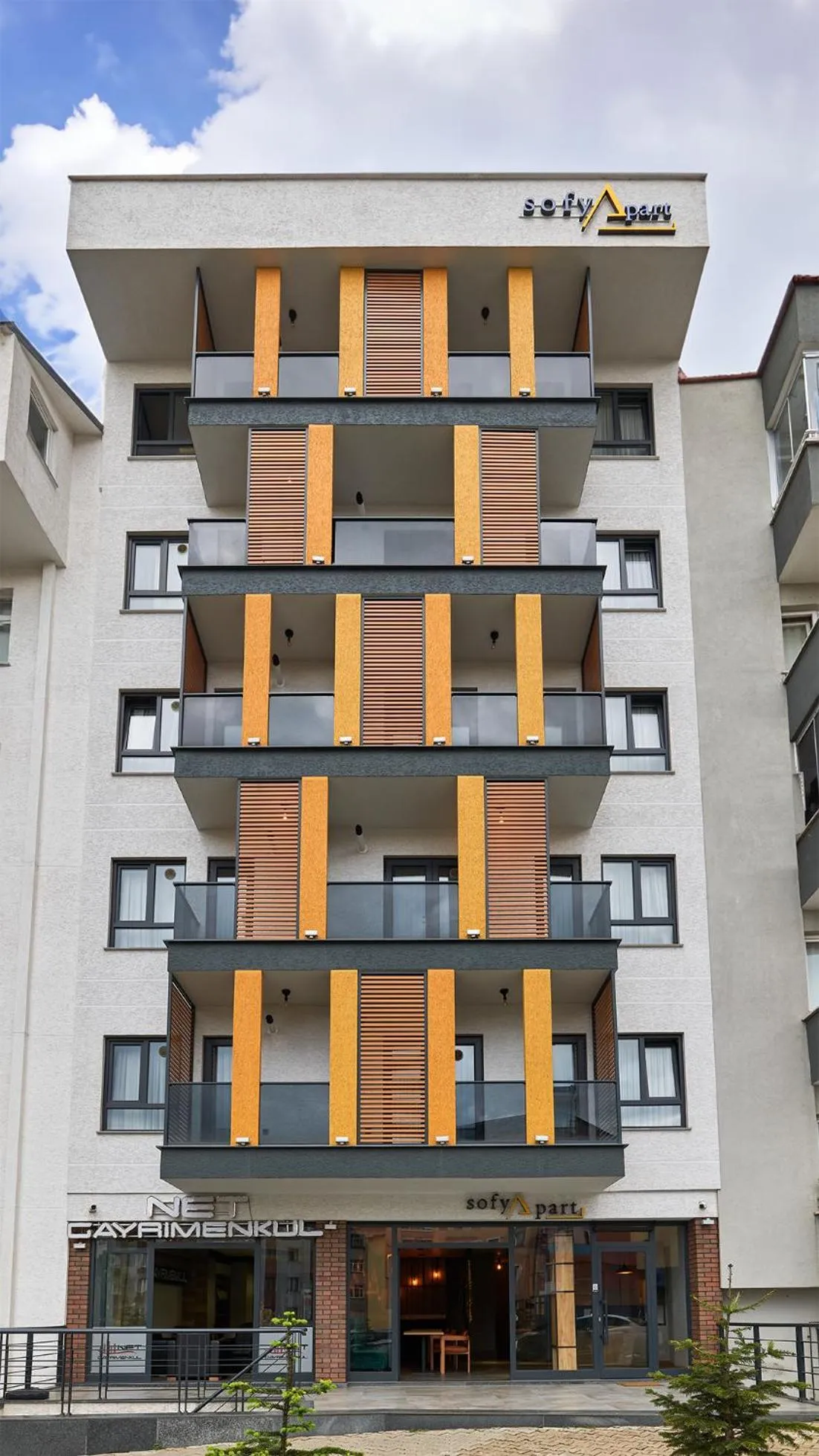 Property building in Sofyapart