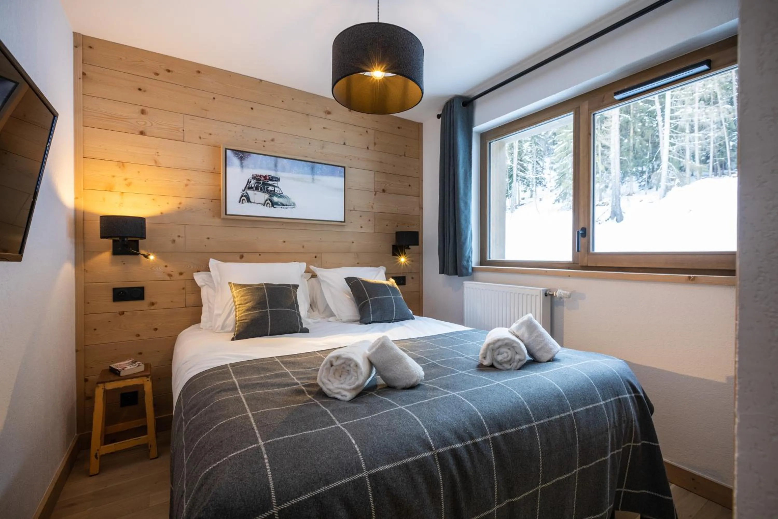 Bedroom, Bed in TERRESENS - Le Snoroc