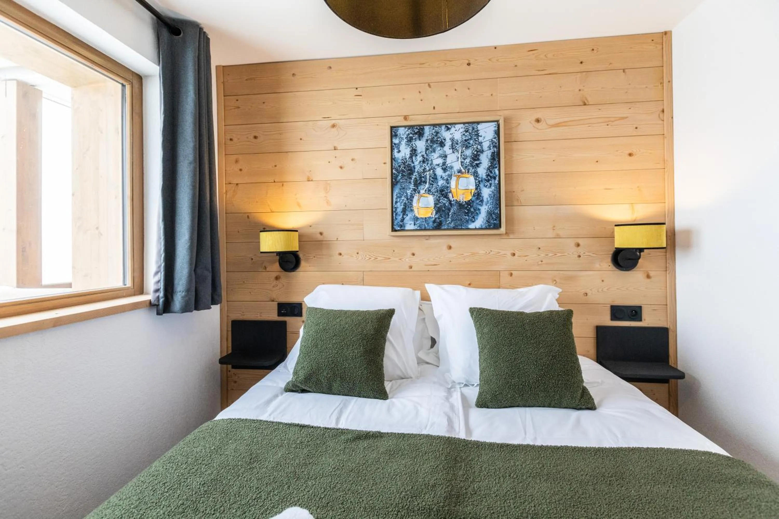 Photo of the whole room, Bed in TERRESENS - Le Snoroc