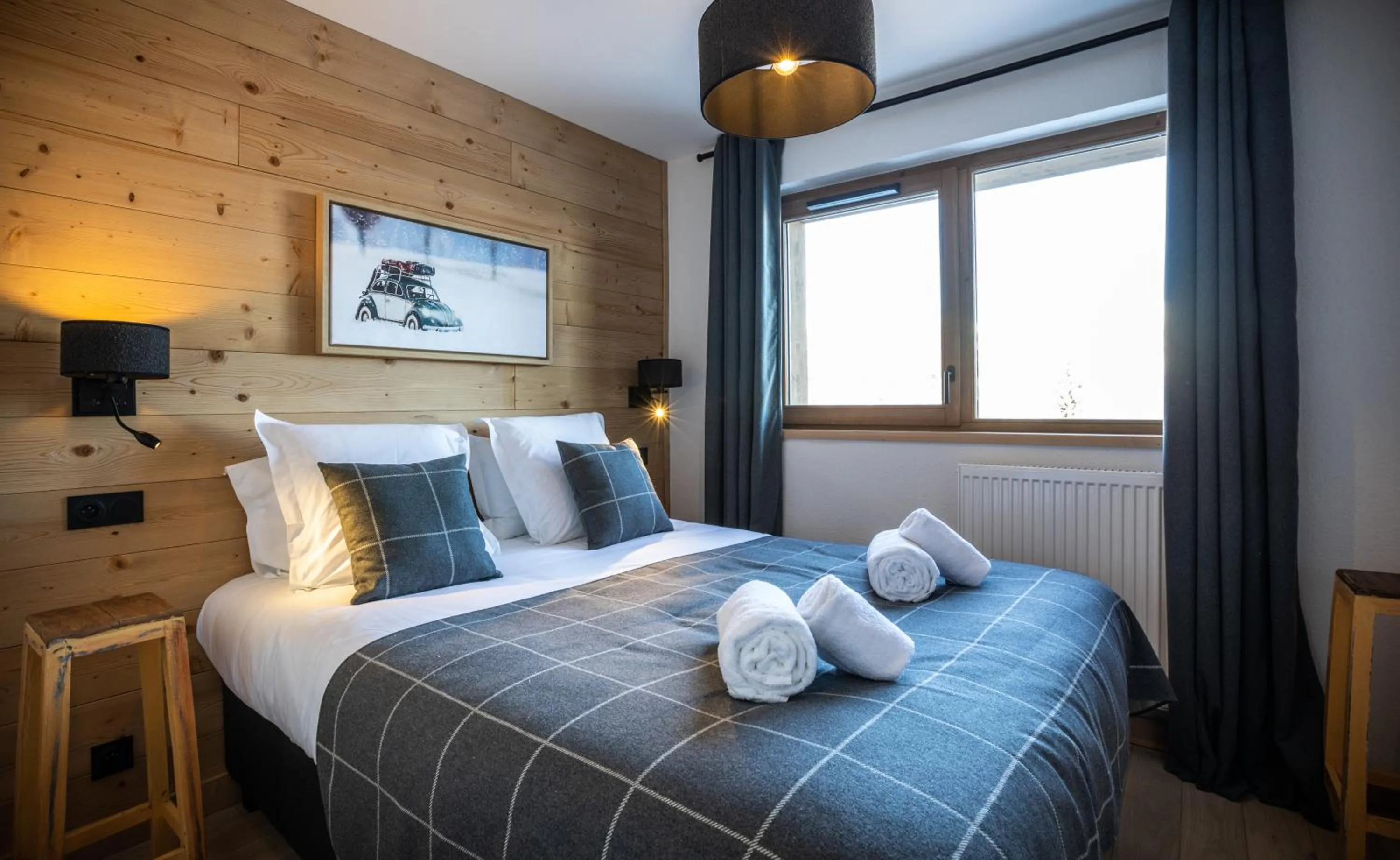 Bedroom, Bed in TERRESENS - Le Snoroc
