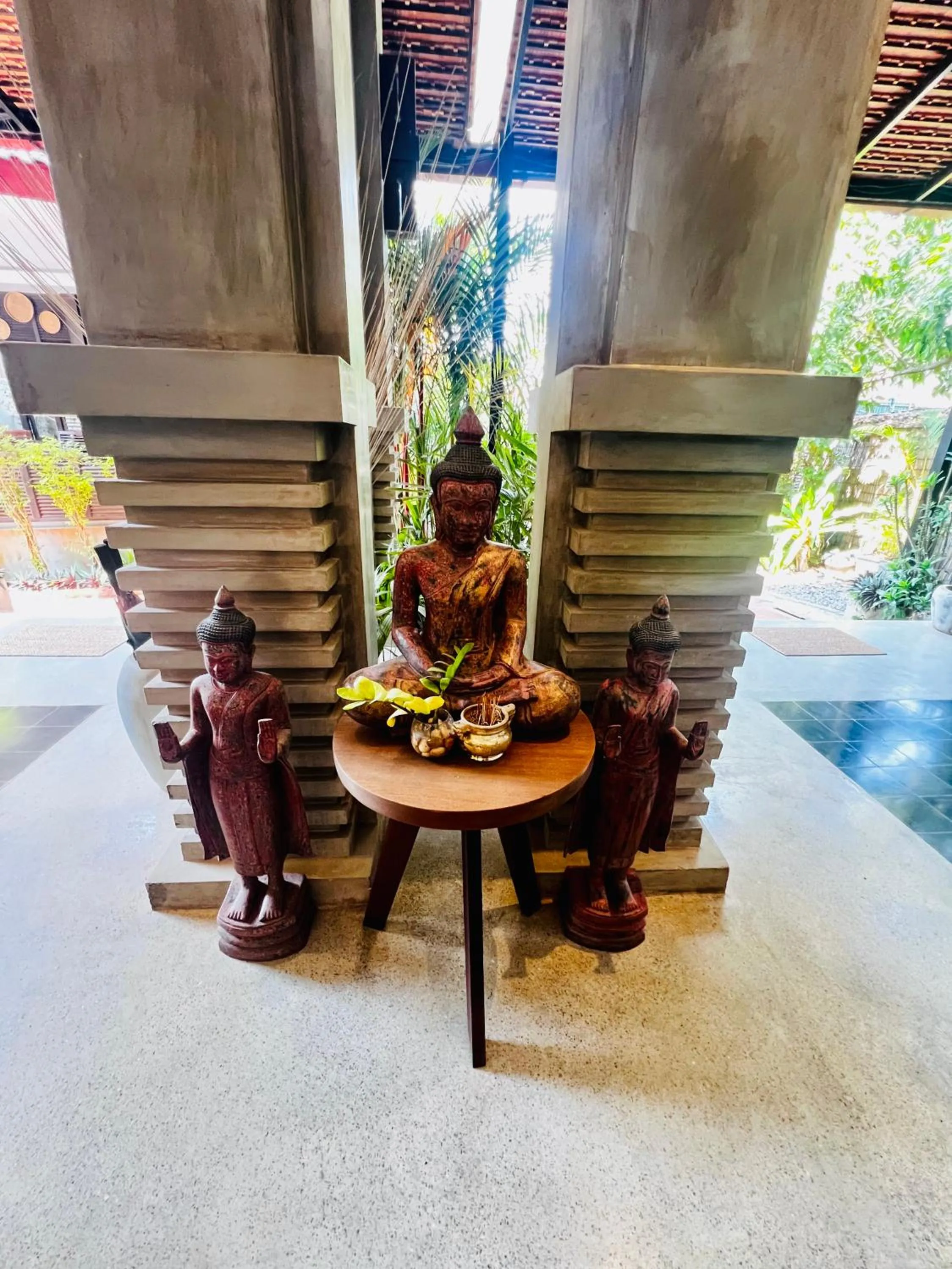 Text overlay in Grange