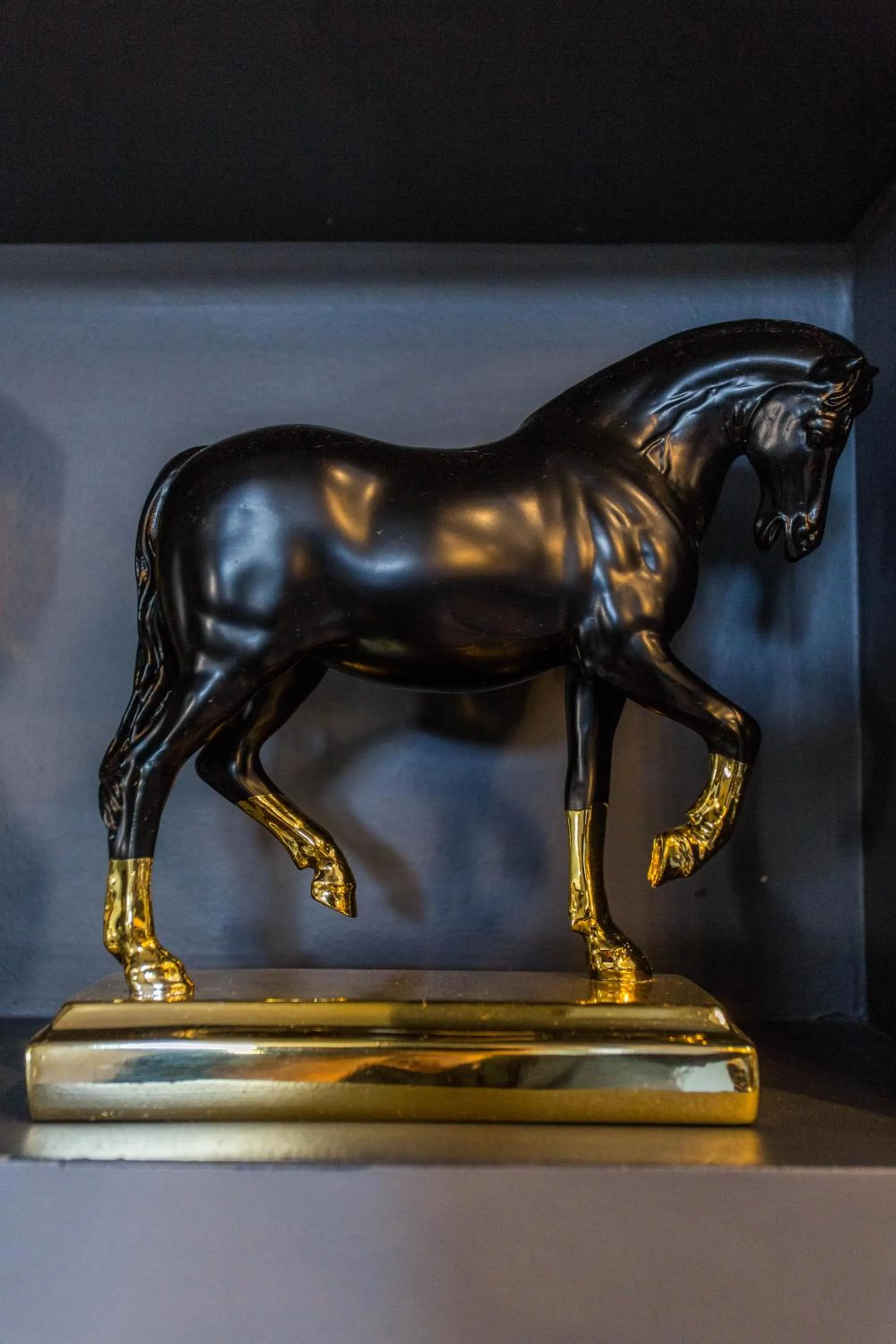 Decorative detail in McCormick Place Guest House