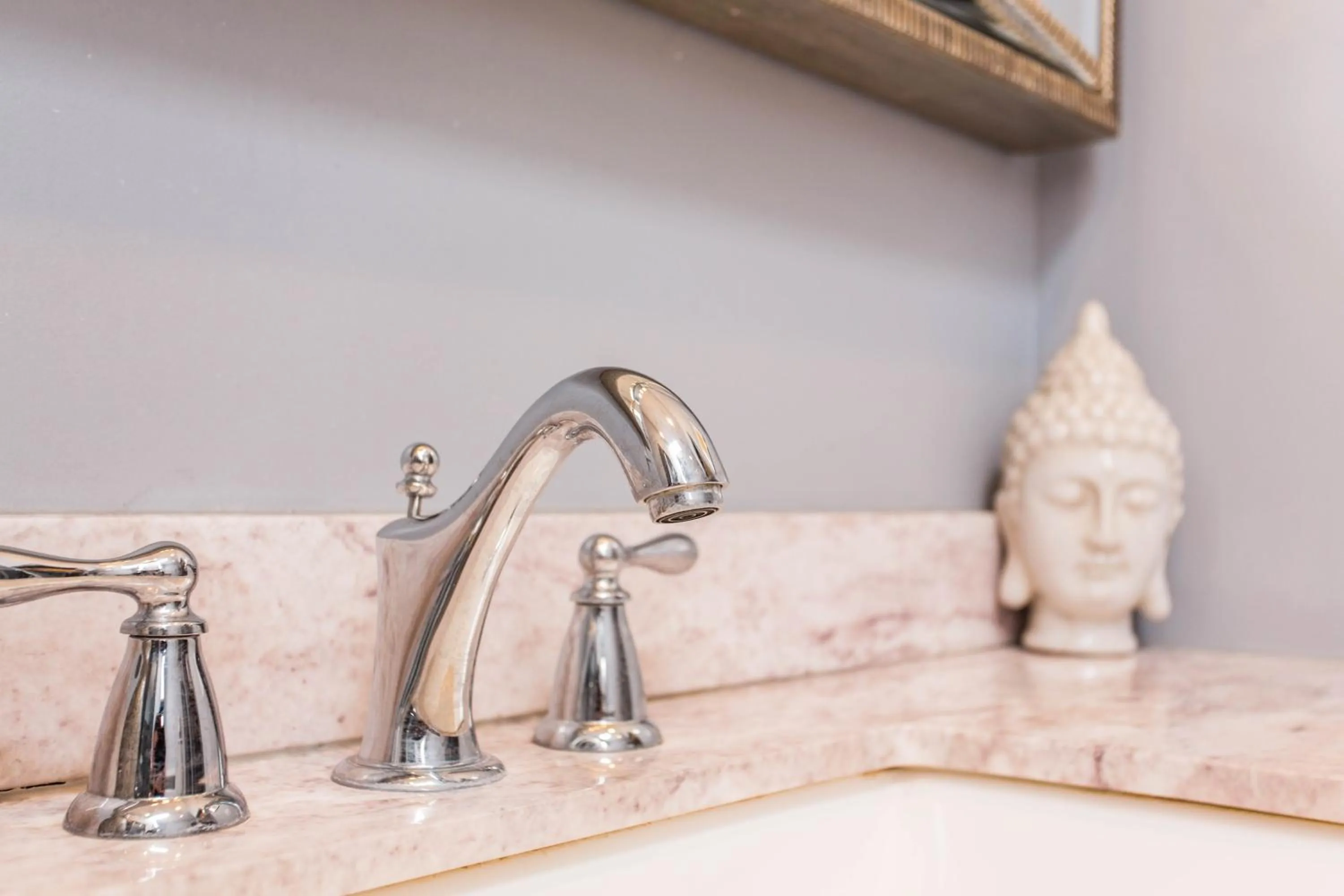 Bathroom in McCormick Place Guest House